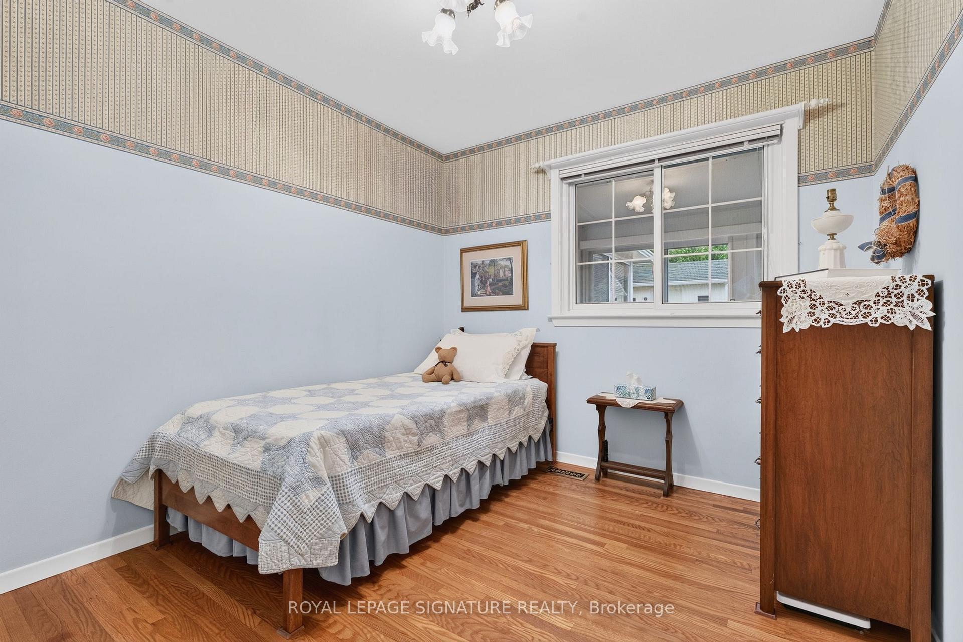 Photo 15 of 150 Clements Road E, Ajax, South East — HOMEH