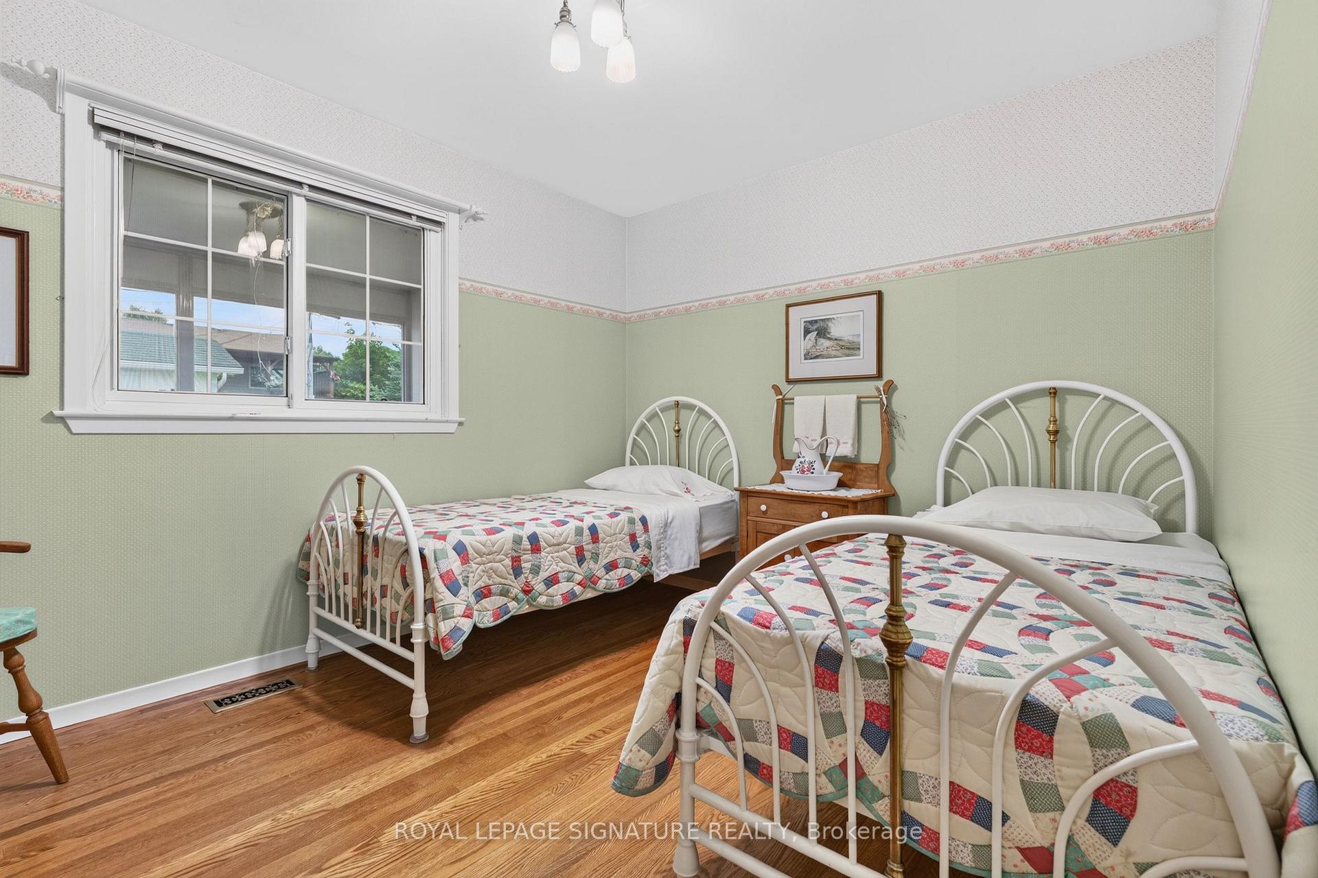 Photo 17 of 150 Clements Road E, Ajax, South East — HOMEH