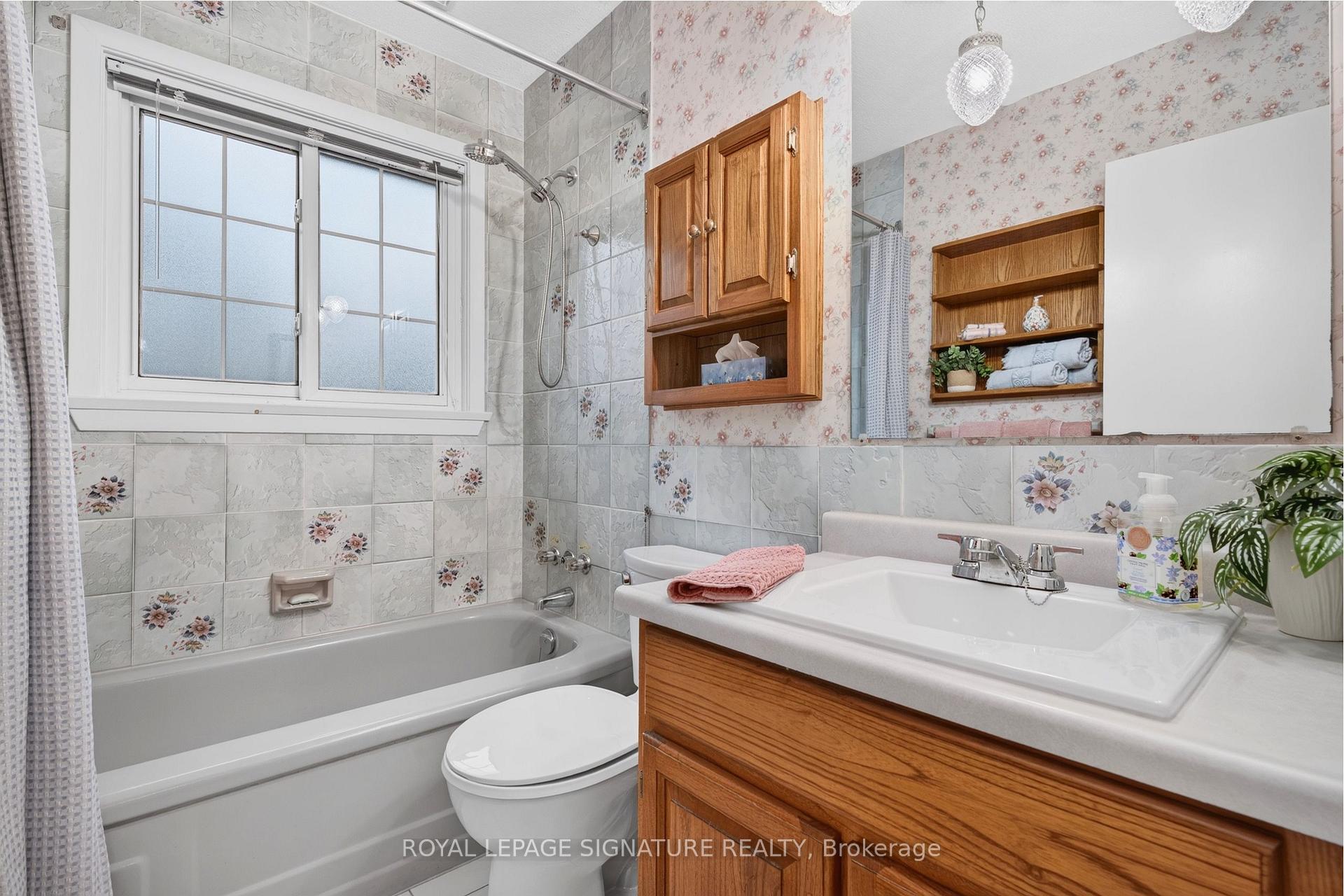 Photo 19 of 150 Clements Road E, Ajax, South East — HOMEH
