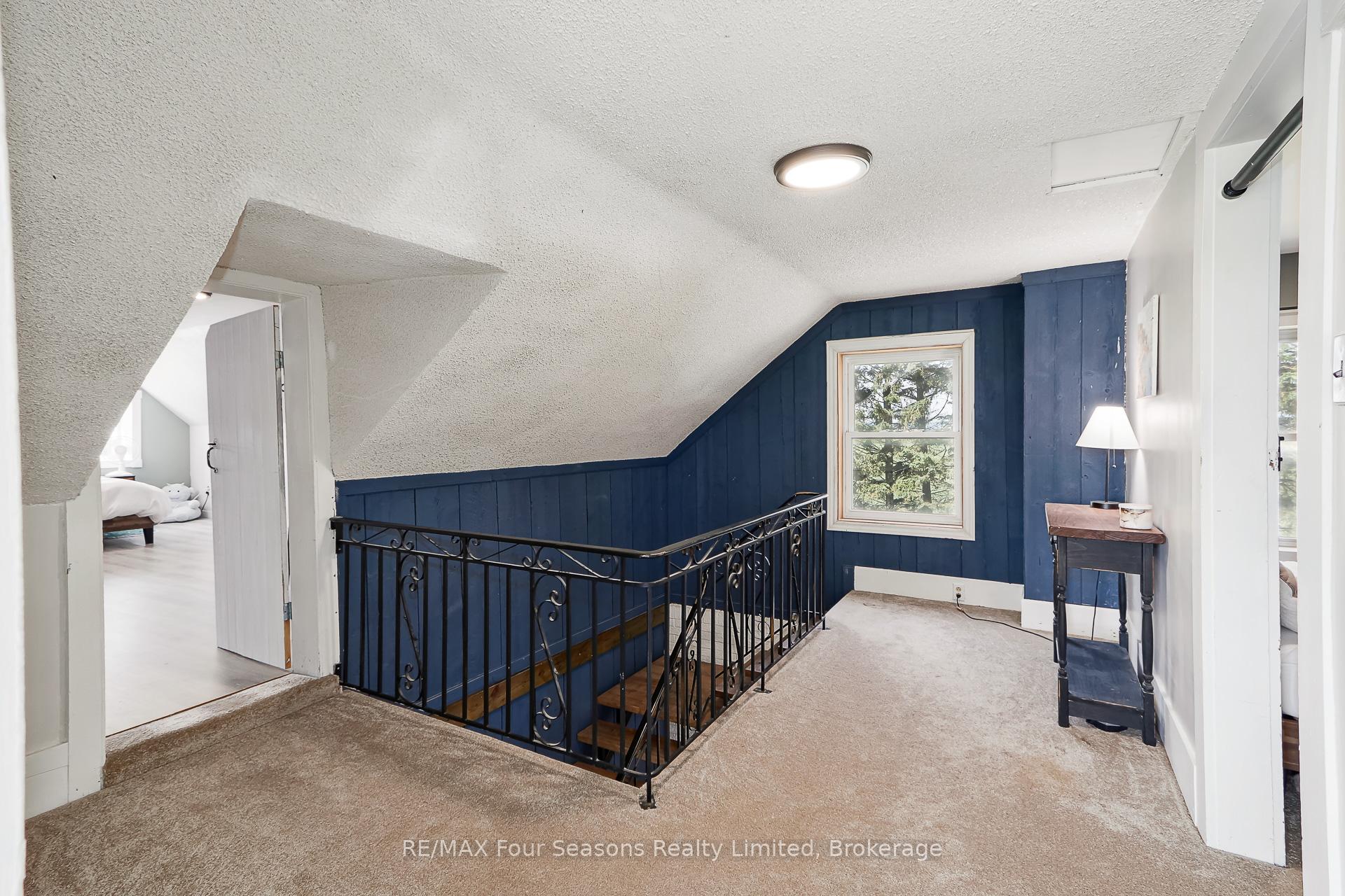 Photo 23 of 5803 26 Highway, Clearview, Rural Clearview — HOMEH
