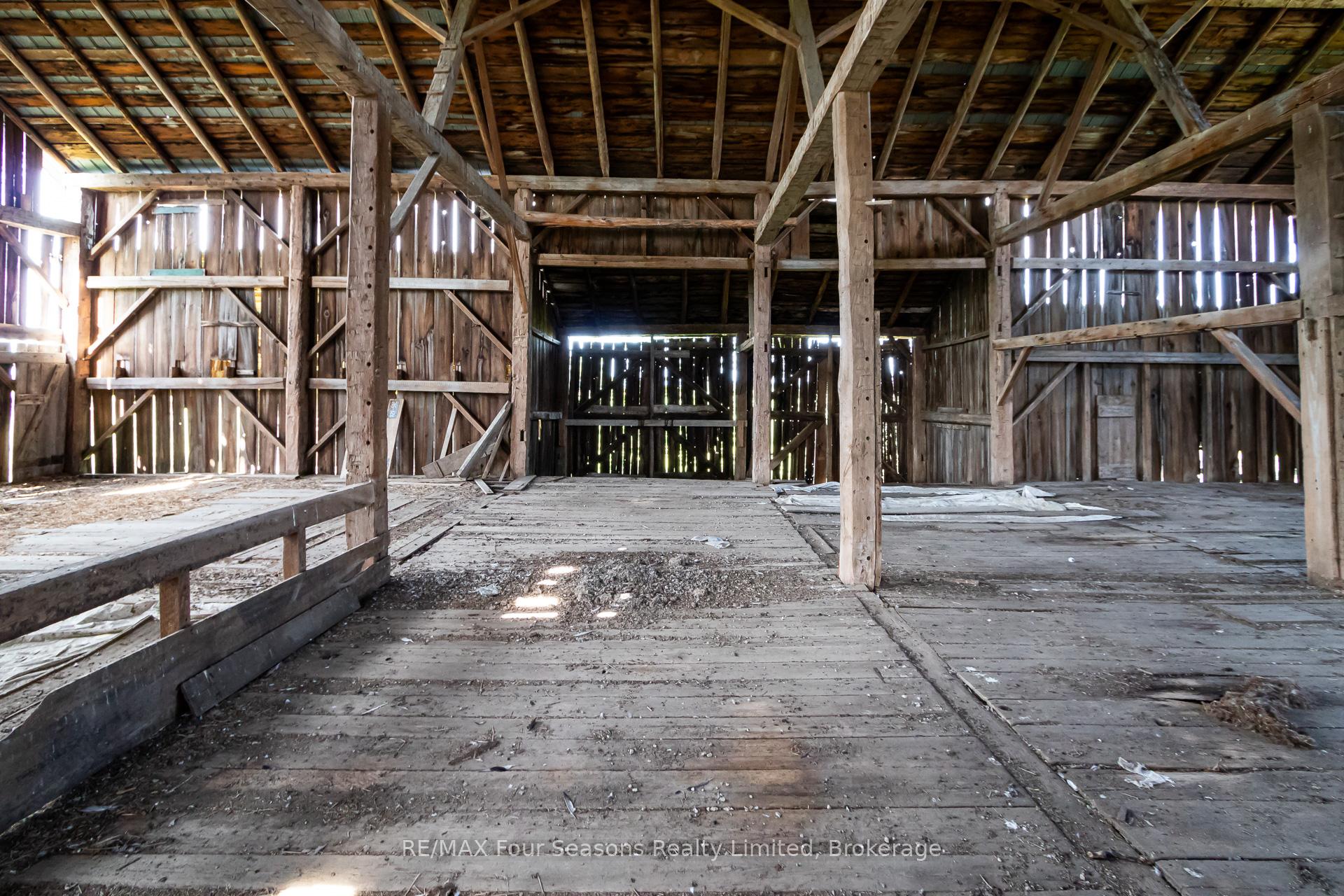 Photo 37 of 5803 26 Highway, Clearview, Rural Clearview — HOMEH