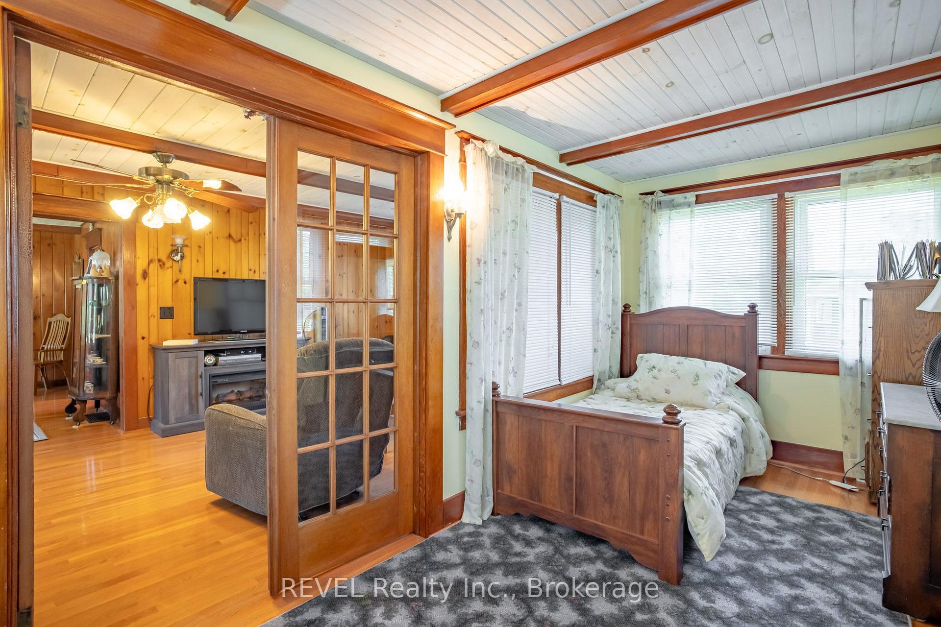 Photo 18 of 70 Bernard Avenue, Fort Erie, Ridgeway — HOMEH