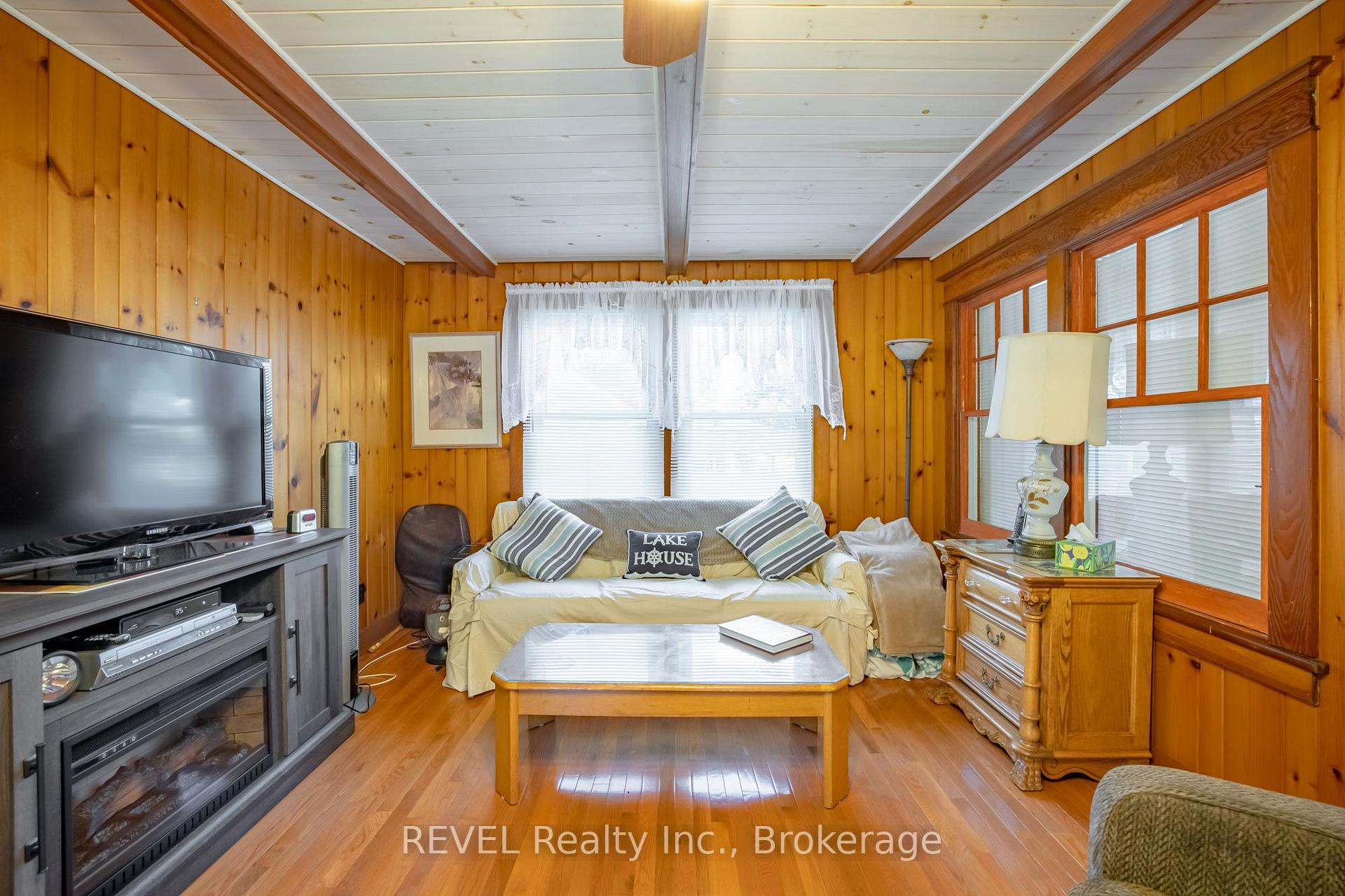 Photo 6 of 70 Bernard Avenue, Fort Erie, Ridgeway — HOMEH