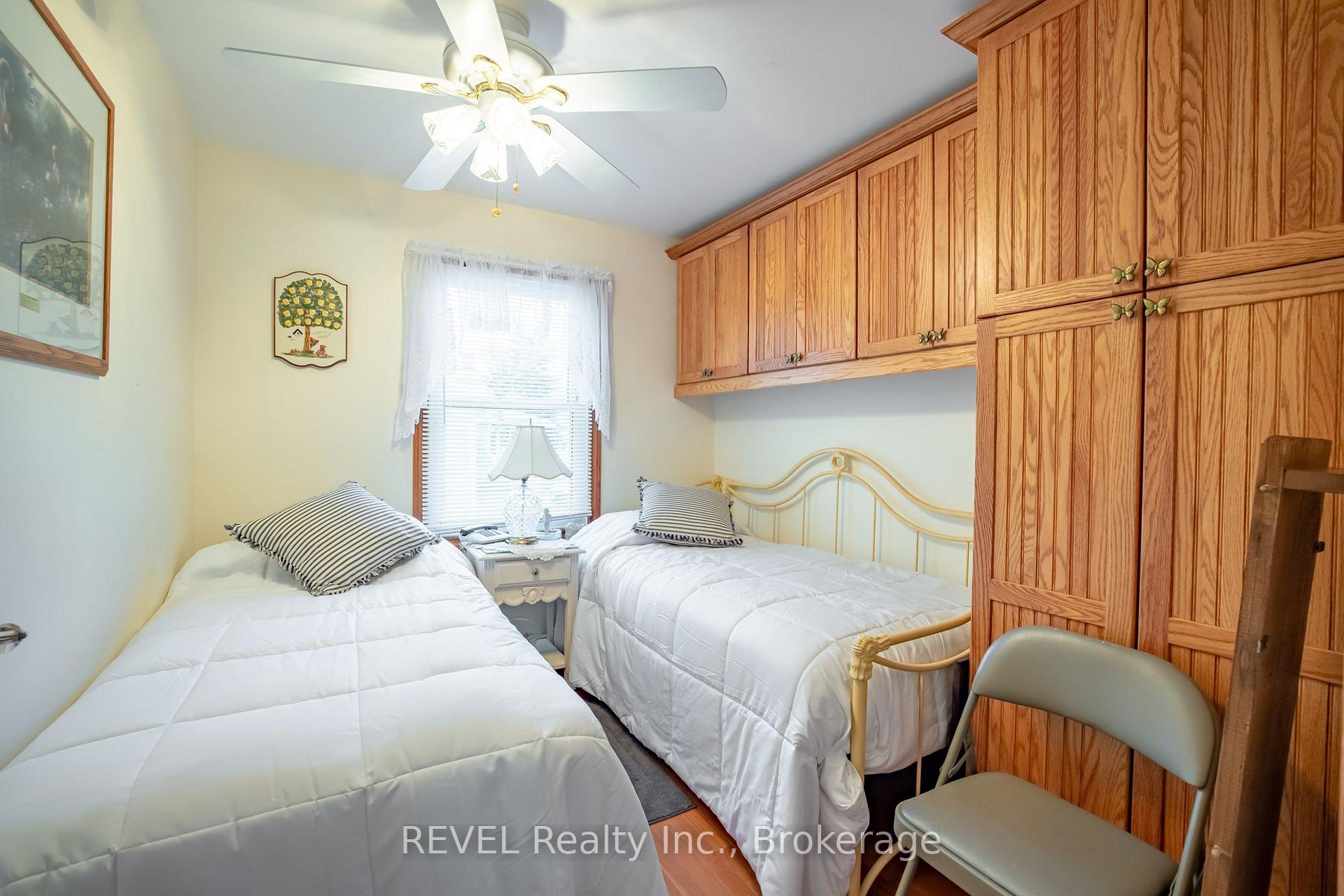Photo 17 of 70 Bernard Avenue, Fort Erie, Ridgeway — HOMEH