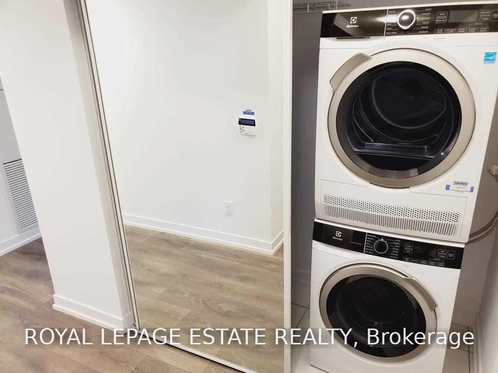 Photo 5 of Unit 303, 219 Dundas Street E, Toronto, Moss Park — HOMEH