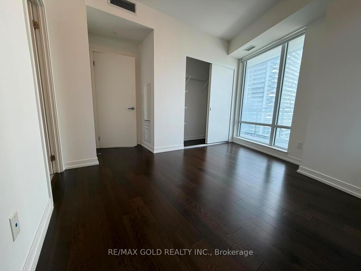 Photo 6 of Unit 1206, 21 Widmer Street, Toronto, Waterfront Communities — HOMEH