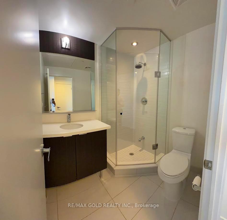 Photo 10 of Unit 1206, 21 Widmer Street, Toronto, Waterfront Communities — HOMEH