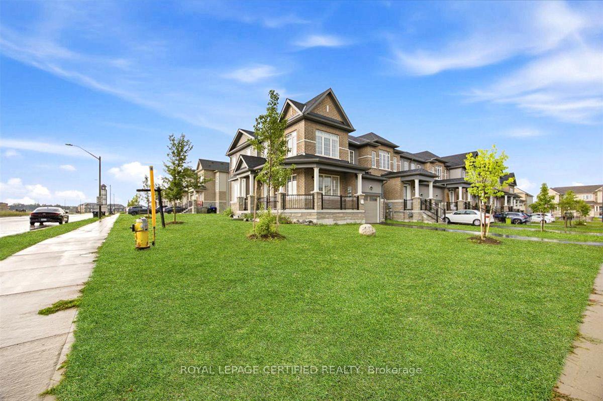 Photo 4 of 66 Stately Drive, Wasaga Beach — HOMEH