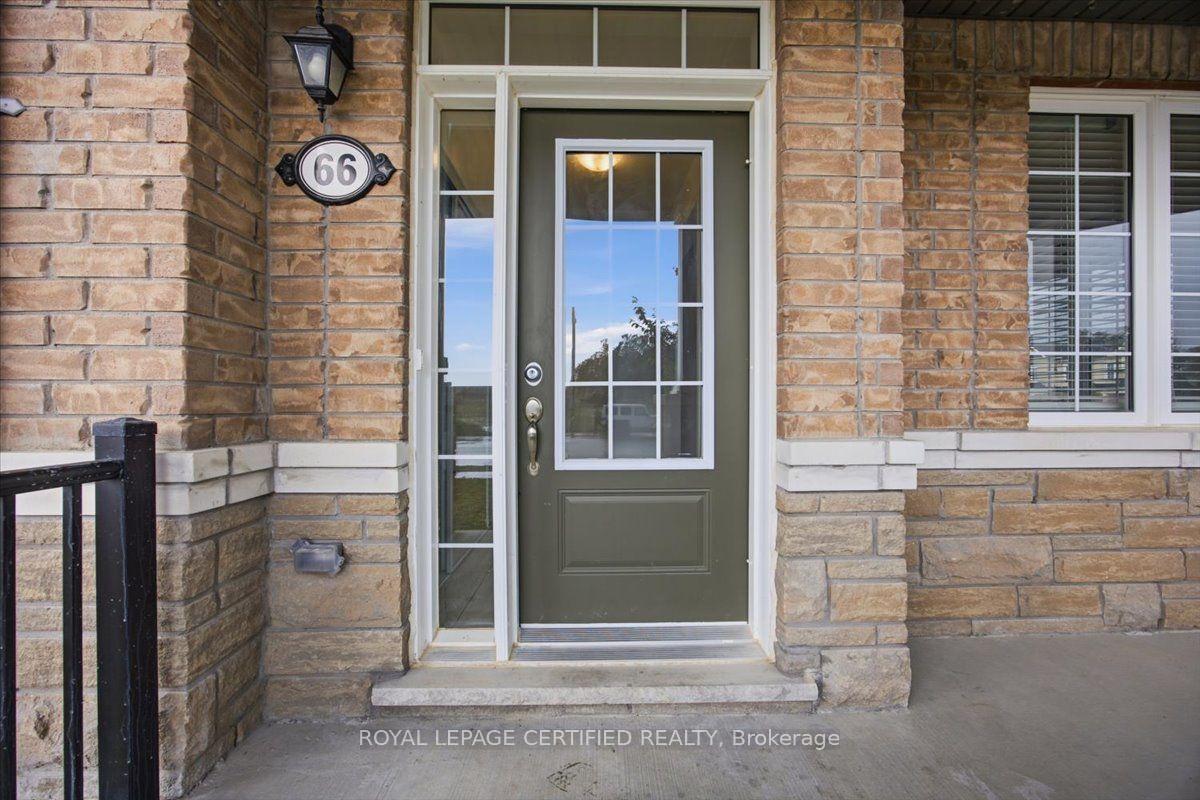 Photo 8 of 66 Stately Drive, Wasaga Beach — HOMEH