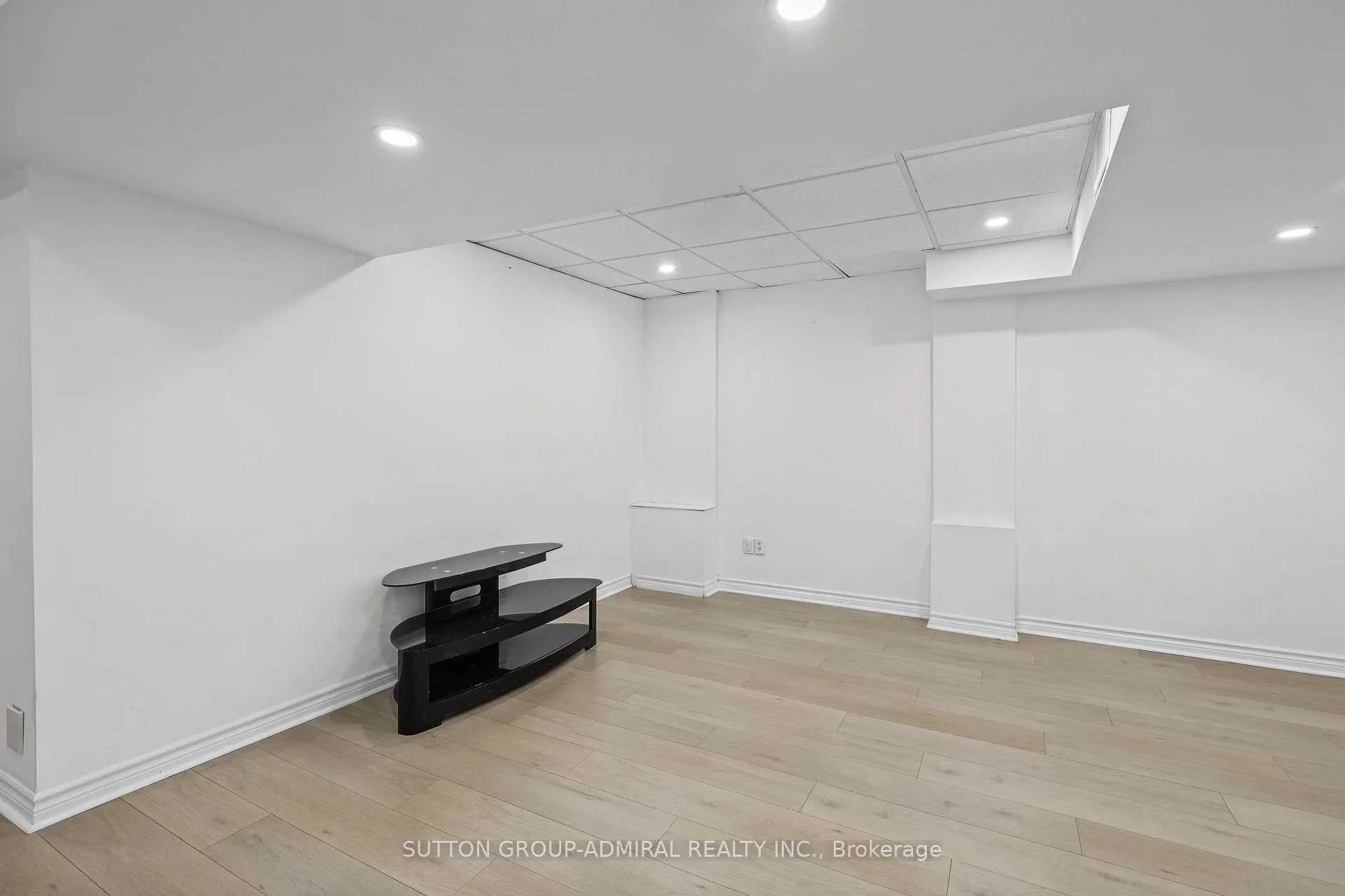 Photo 27 of Unit Basement, 328 Woodspring Avenue, Newmarket, Woodland Hill — HOMEH