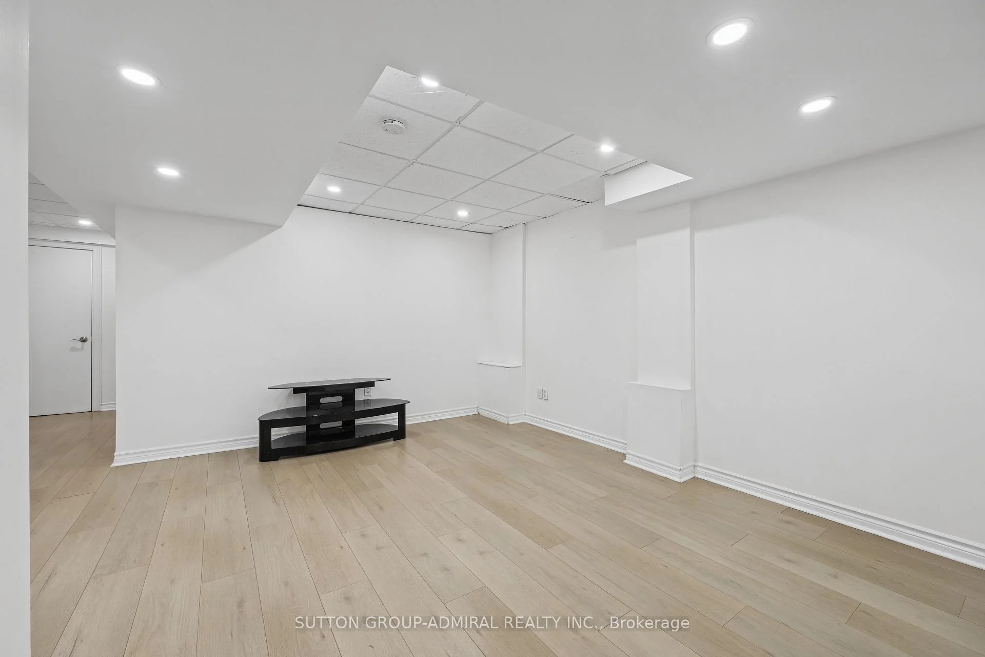Photo 31 of Unit Basement, 328 Woodspring Avenue, Newmarket, Woodland Hill — HOMEH