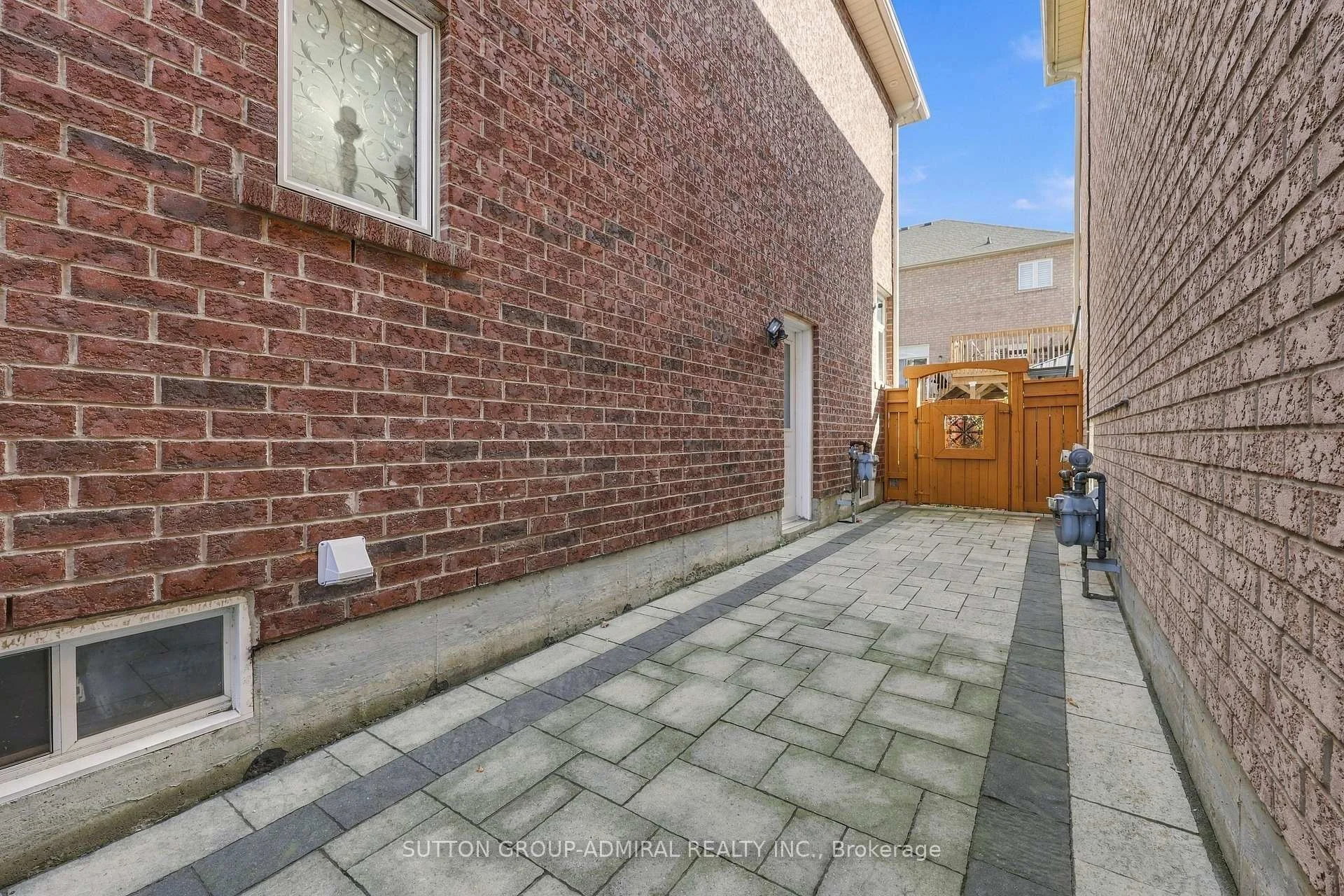 Photo 60 of Unit Basement, 328 Woodspring Avenue, Newmarket, Woodland Hill — HOMEH