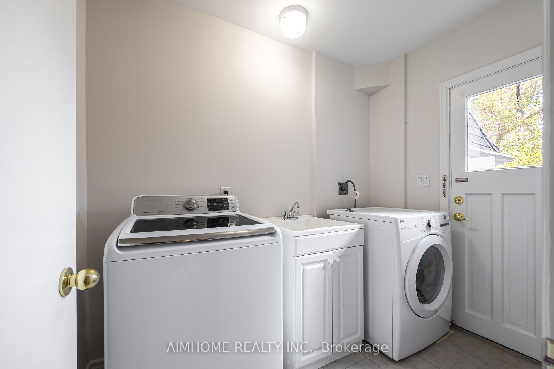 Photo 11 of 471 Cummer Avenue, North York, Newtonbrook East — HOMEH