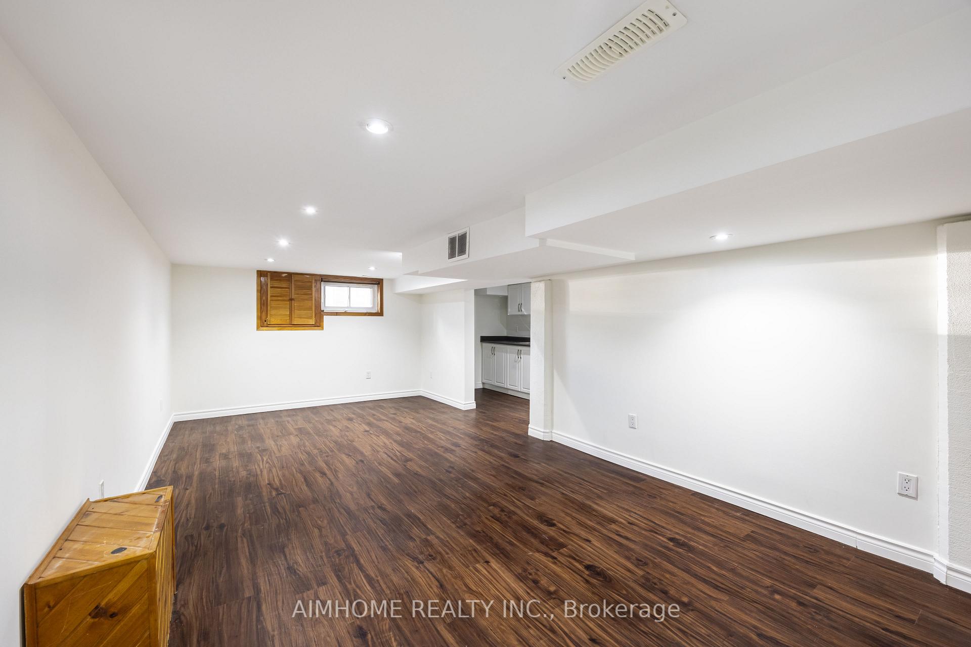 Photo 19 of 471 Cummer Avenue, North York, Newtonbrook East — HOMEH