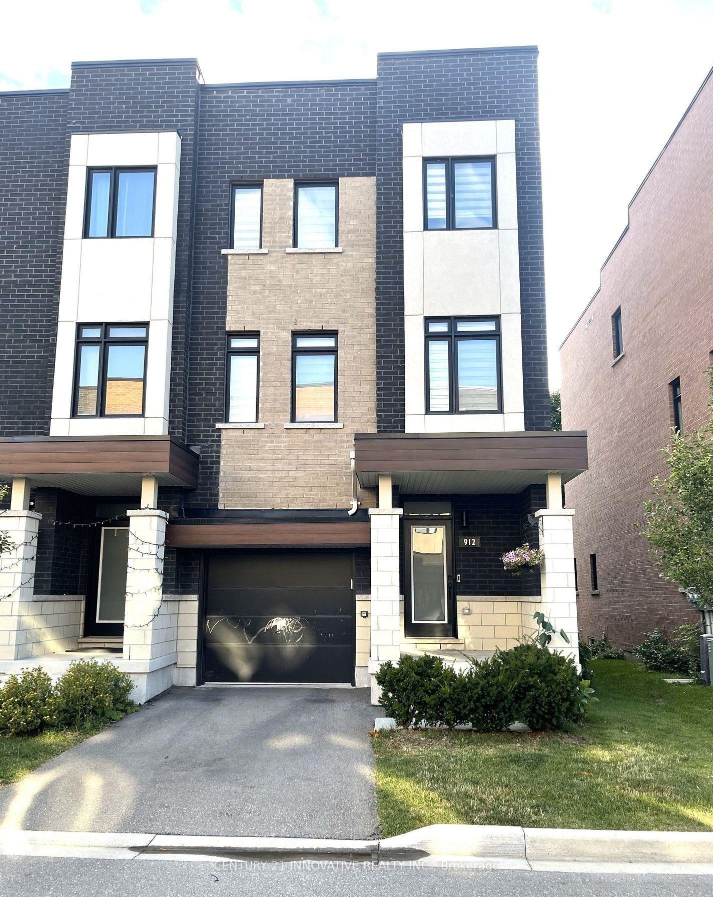 Photo 1 of 912 Kicking Horse Path, Oshawa, McLaughlin — HOMEH