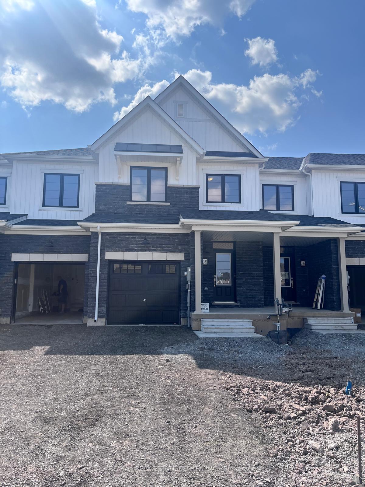 Photo 1 of 331 Port Crescent, Welland, Dain City — HOMEH