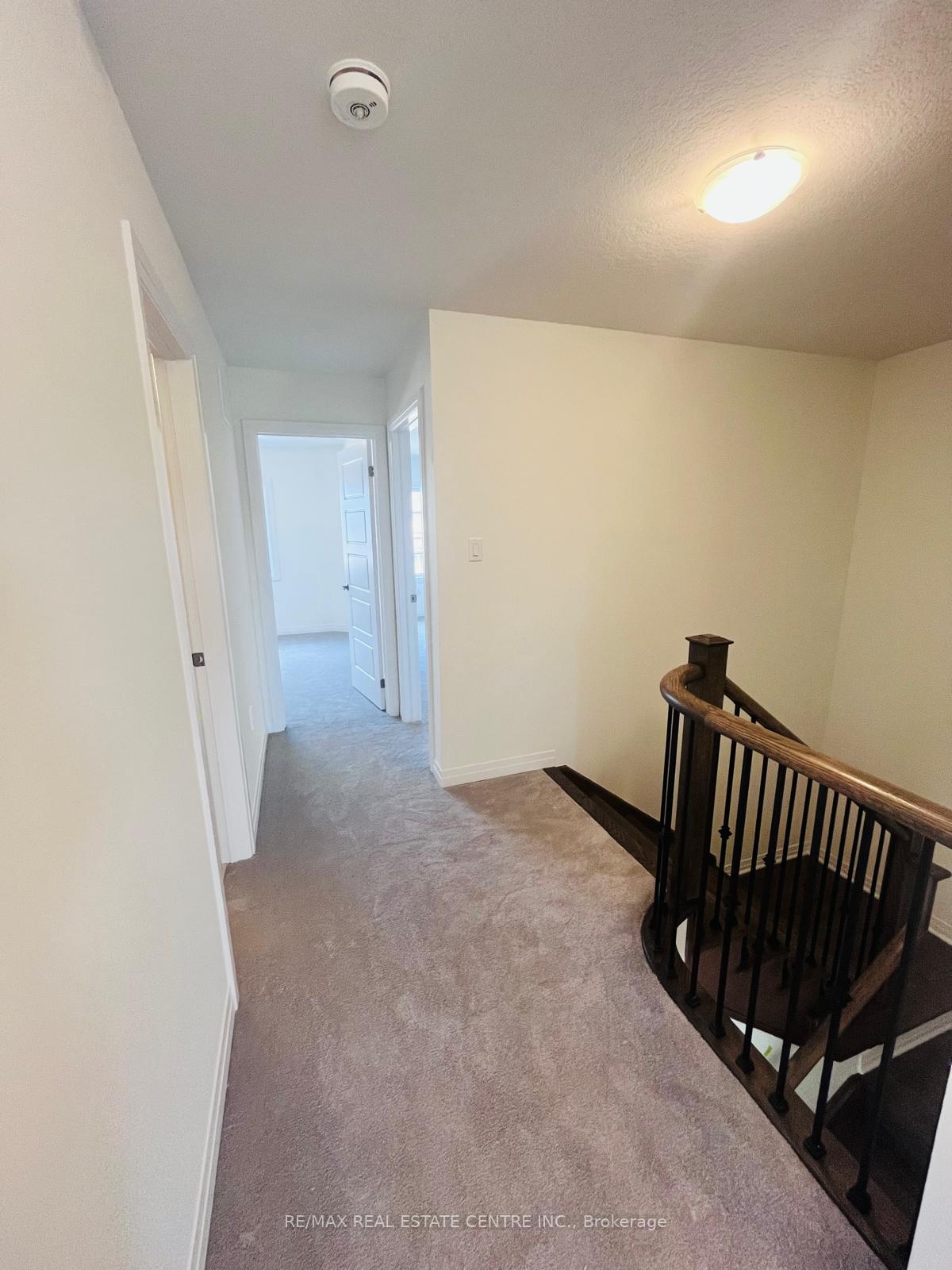Photo 24 of 331 Port Crescent, Welland, Dain City — HOMEH
