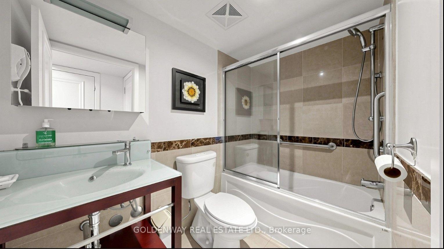 Photo 9 of Unit 312, 650 Sheppard Avenue E, North York, Bayview Village — HOMEH