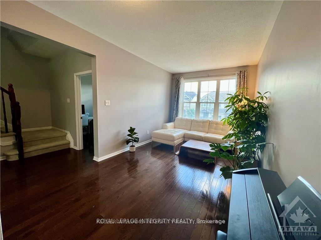 Photo 14 of 140 Battersea Crescent, Ottawa, Kanata - Kanata Lakes/Heritage Hills — HOMEH
