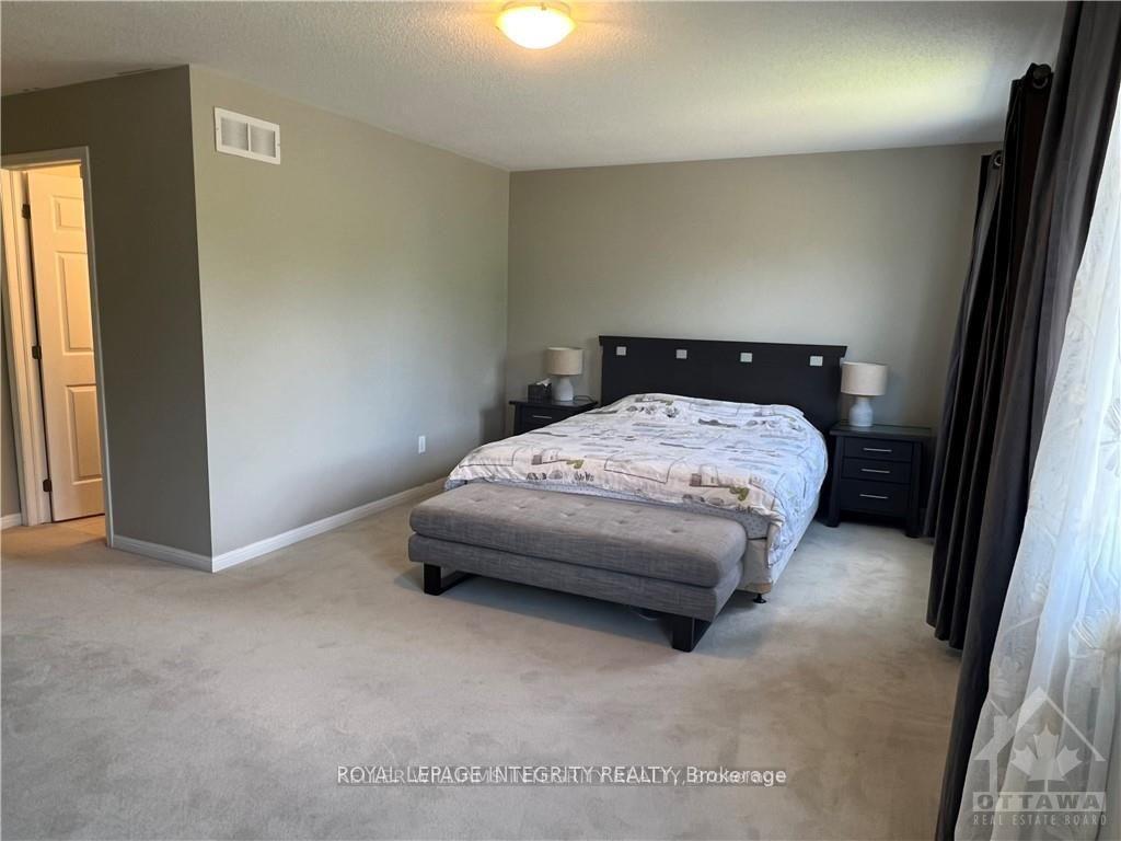 Photo 18 of 140 Battersea Crescent, Ottawa, Kanata - Kanata Lakes/Heritage Hills — HOMEH