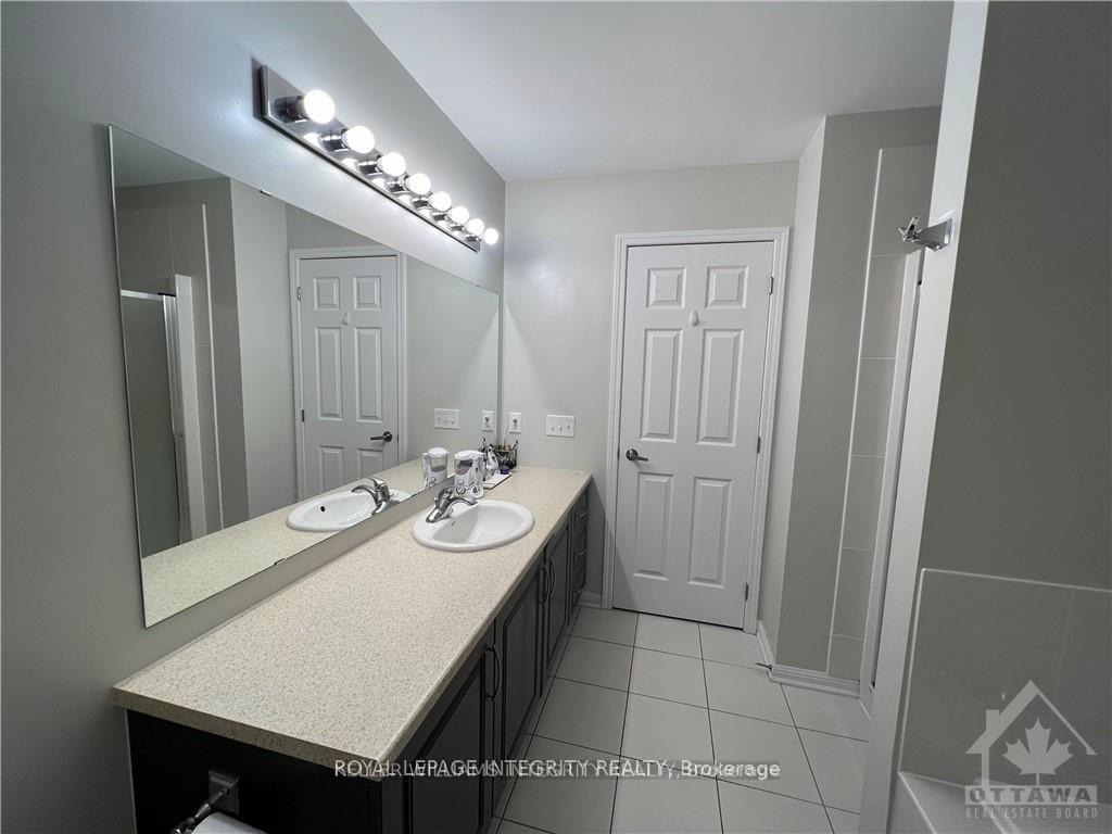 Photo 20 of 140 Battersea Crescent, Ottawa, Kanata - Kanata Lakes/Heritage Hills — HOMEH