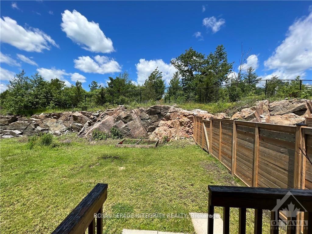Photo 26 of 140 Battersea Crescent, Ottawa, Kanata - Kanata Lakes/Heritage Hills — HOMEH