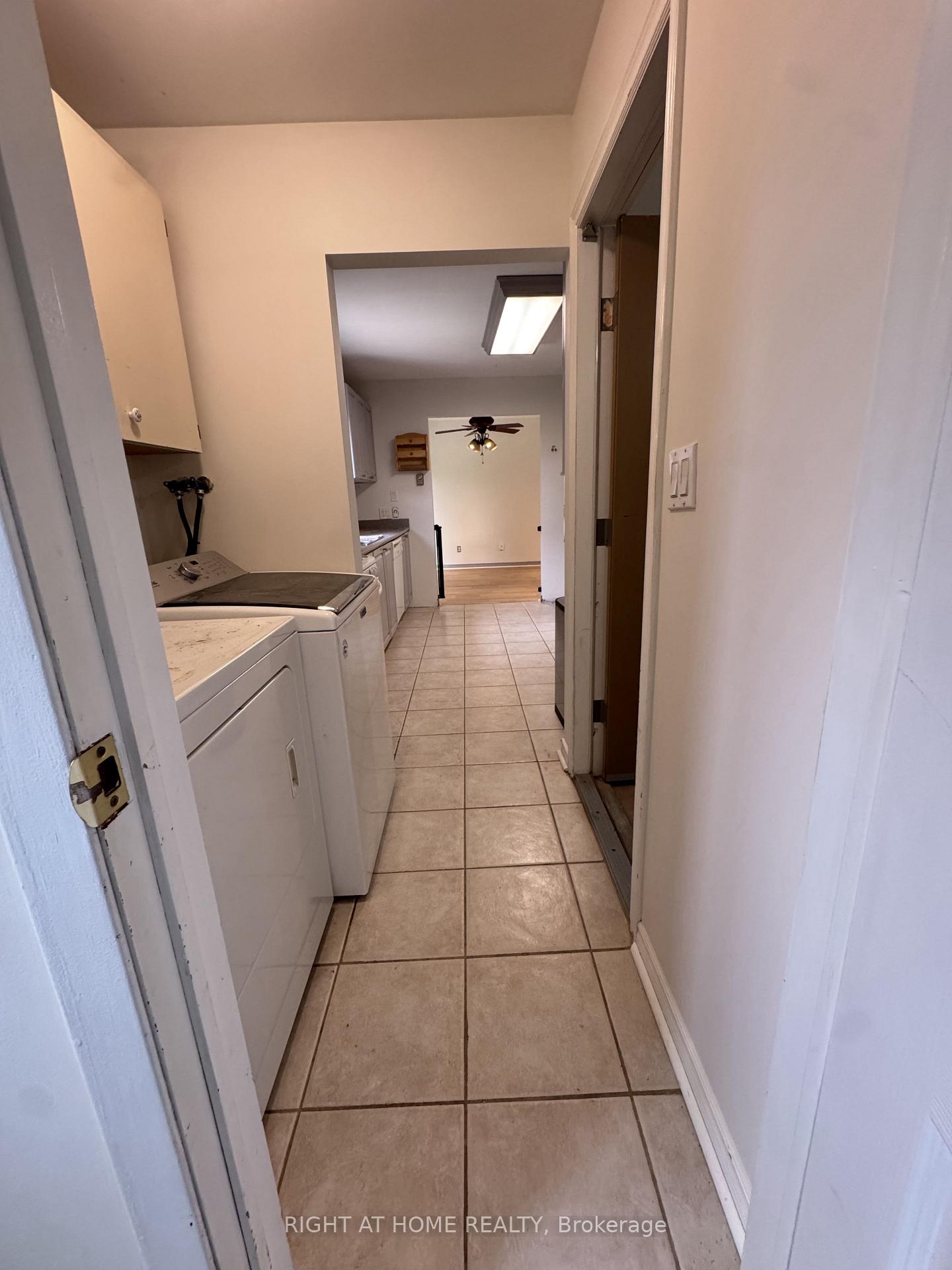 Photo 47 of 18 Annamaria Drive, Georgina, Keswick North — HOMEH