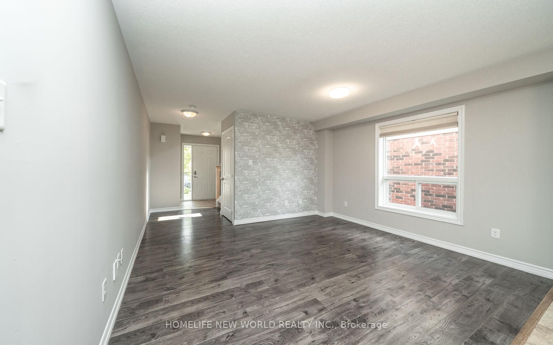 Photo 8 of 81 White Crescent, Barrie, Holly — HOMEH
