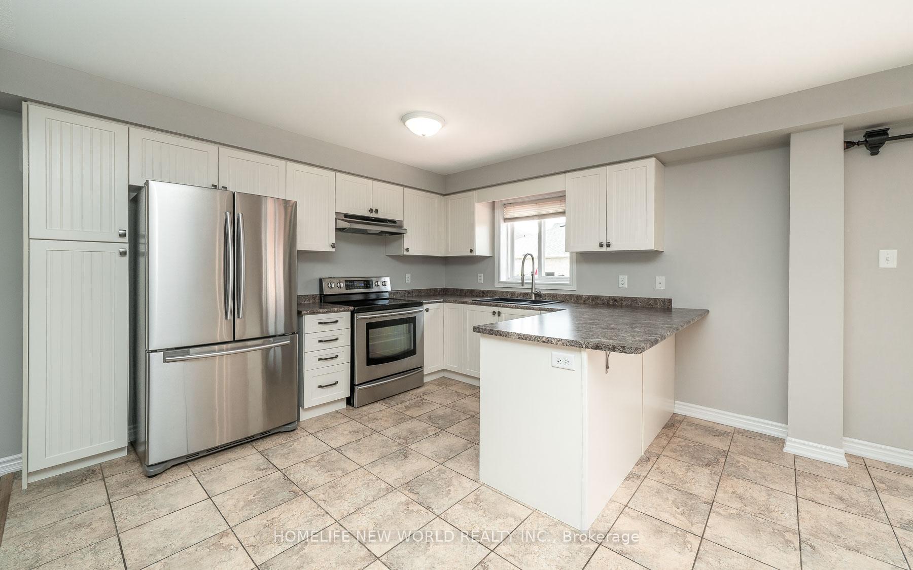 Photo 10 of 81 White Crescent, Barrie, Holly — HOMEH