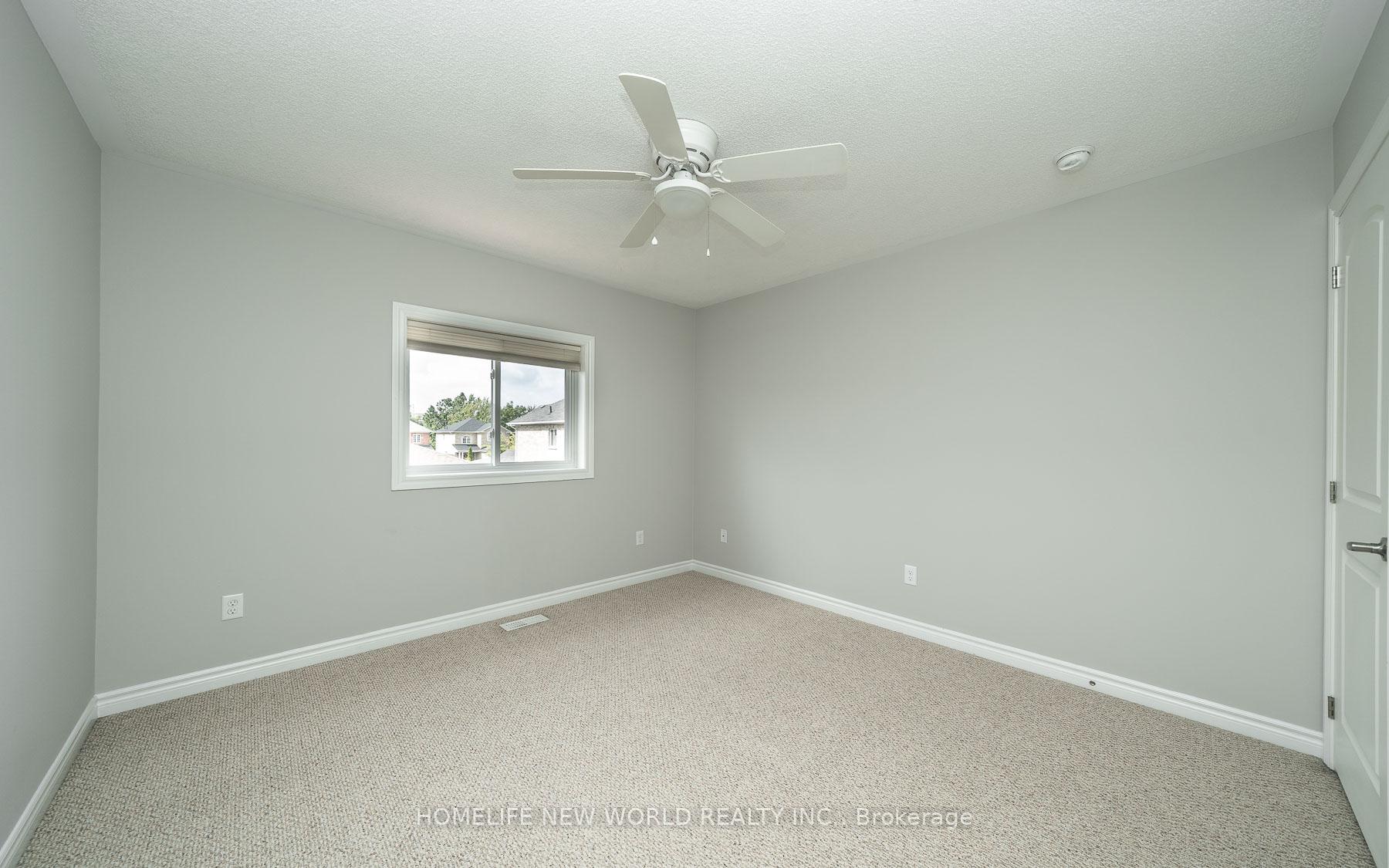 Photo 23 of 81 White Crescent, Barrie, Holly — HOMEH