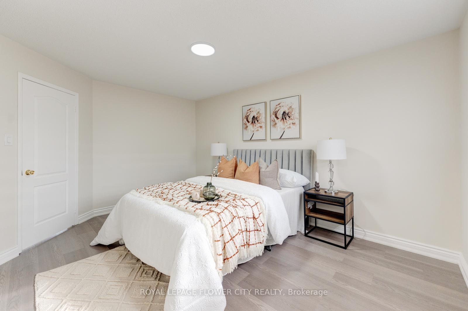 Photo 29 of 7 Penbridge Circle, Brampton, Fletcher's Meadow — HOMEH
