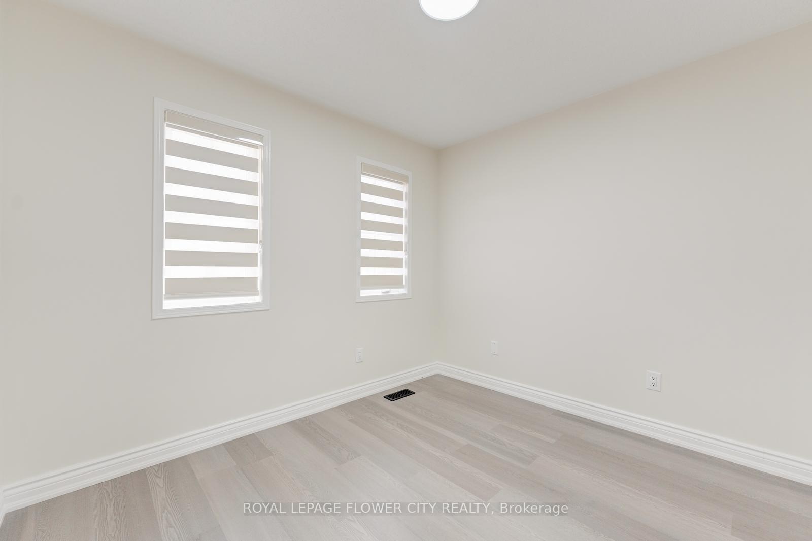 Photo 33 of 7 Penbridge Circle, Brampton, Fletcher's Meadow — HOMEH