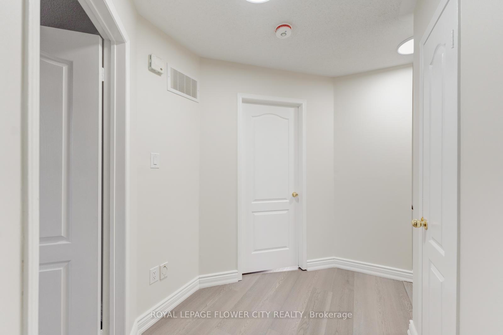 Photo 43 of 7 Penbridge Circle, Brampton, Fletcher's Meadow — HOMEH