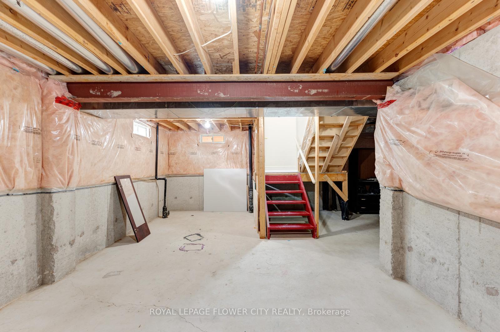 Photo 44 of 7 Penbridge Circle, Brampton, Fletcher's Meadow — HOMEH