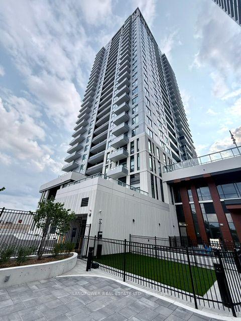 Photo 2 of Unit 907, 21 Meadowdale Road, Vaughan, Vaughan Corporate Centre — HOMEH
