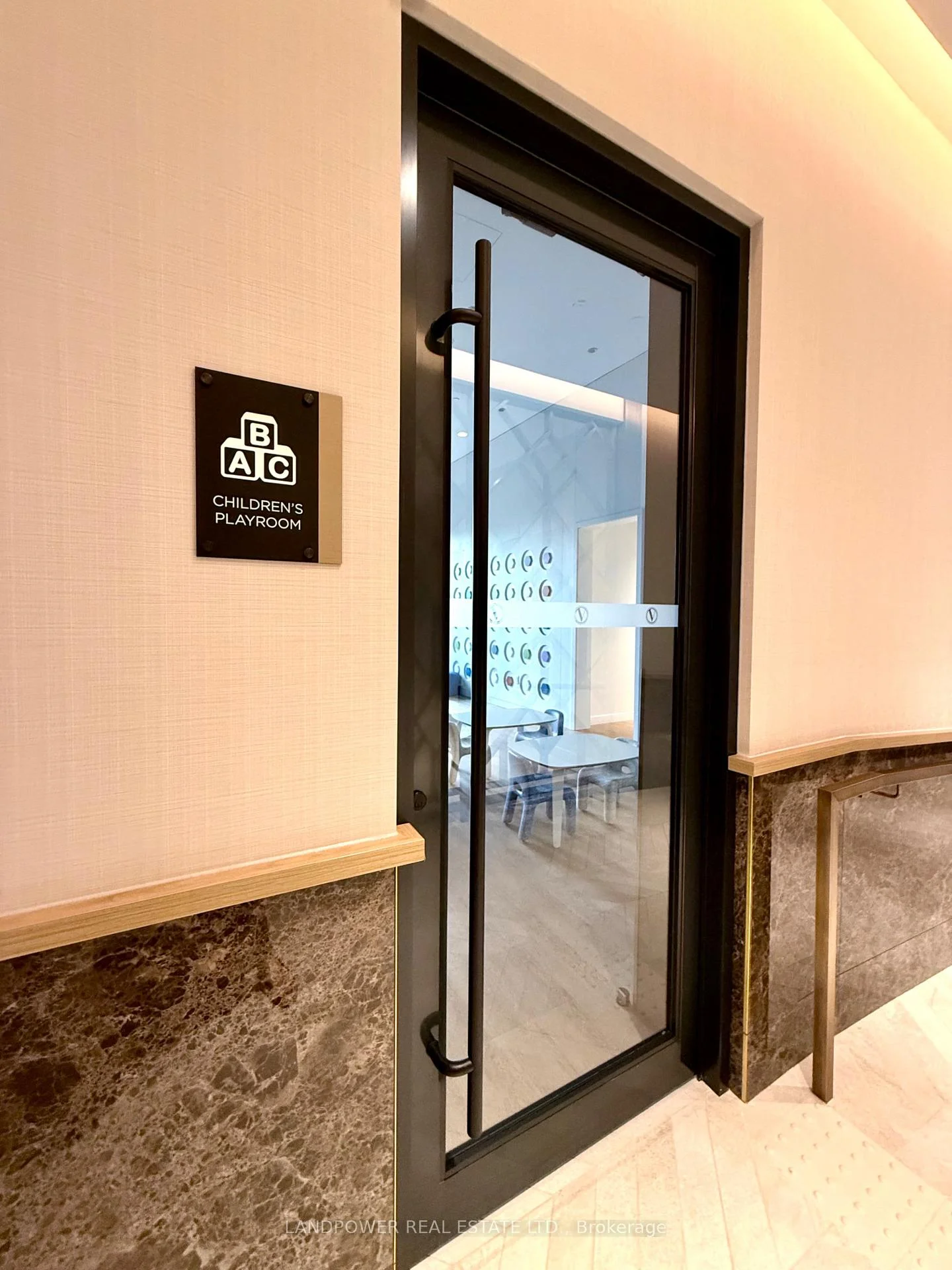 Photo 23 of Unit 907, 21 Meadowdale Road, Vaughan, Vaughan Corporate Centre — HOMEH