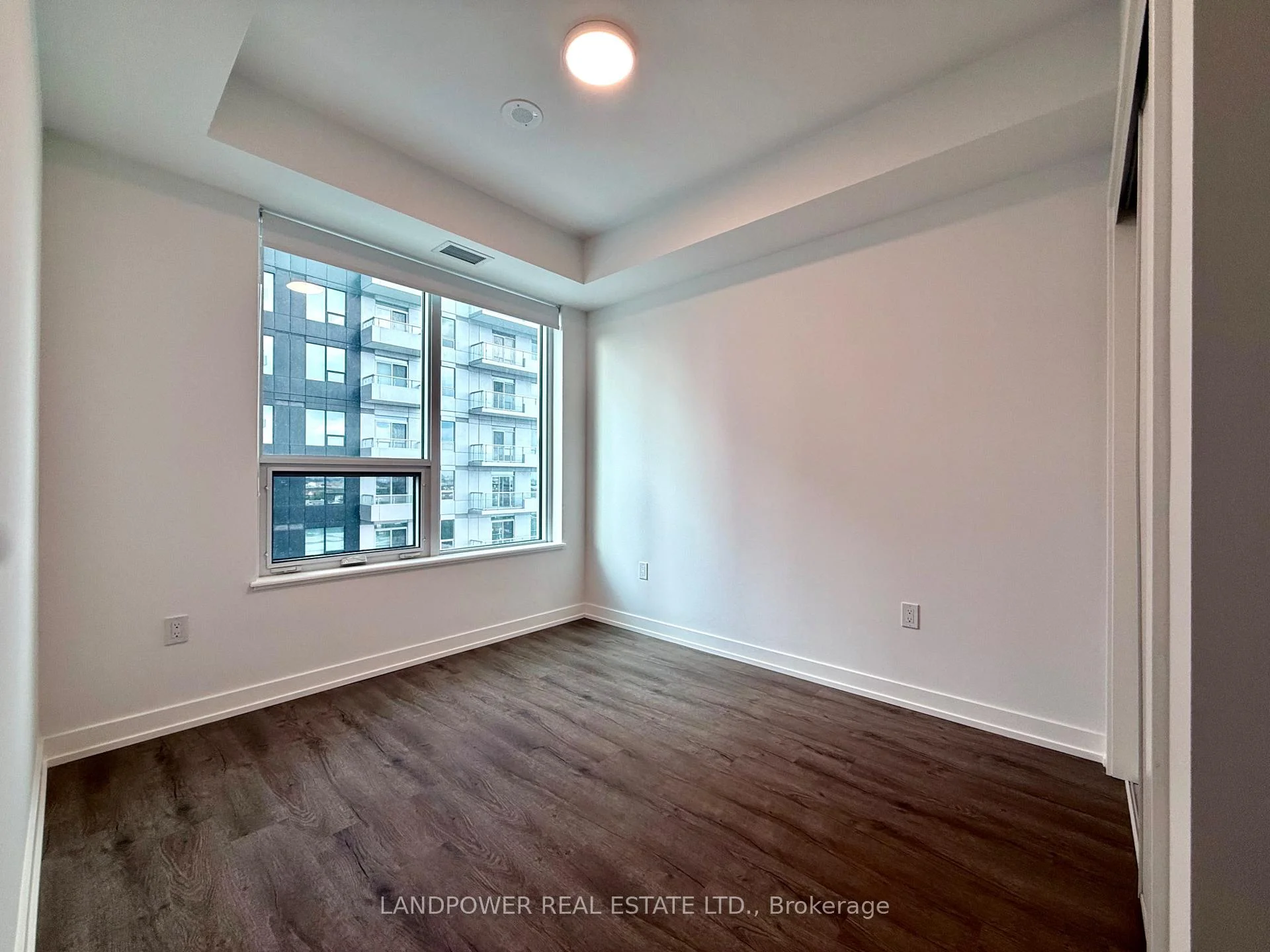 Photo 14 of Unit 907, 21 Meadowdale Road, Vaughan, Vaughan Corporate Centre — HOMEH