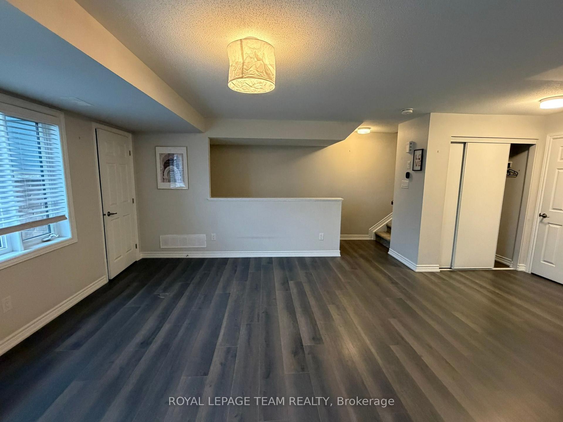 Photo 5 of 205 Zenith Private, Ottawa, Barrhaven - Half Moon Bay — HOMEH
