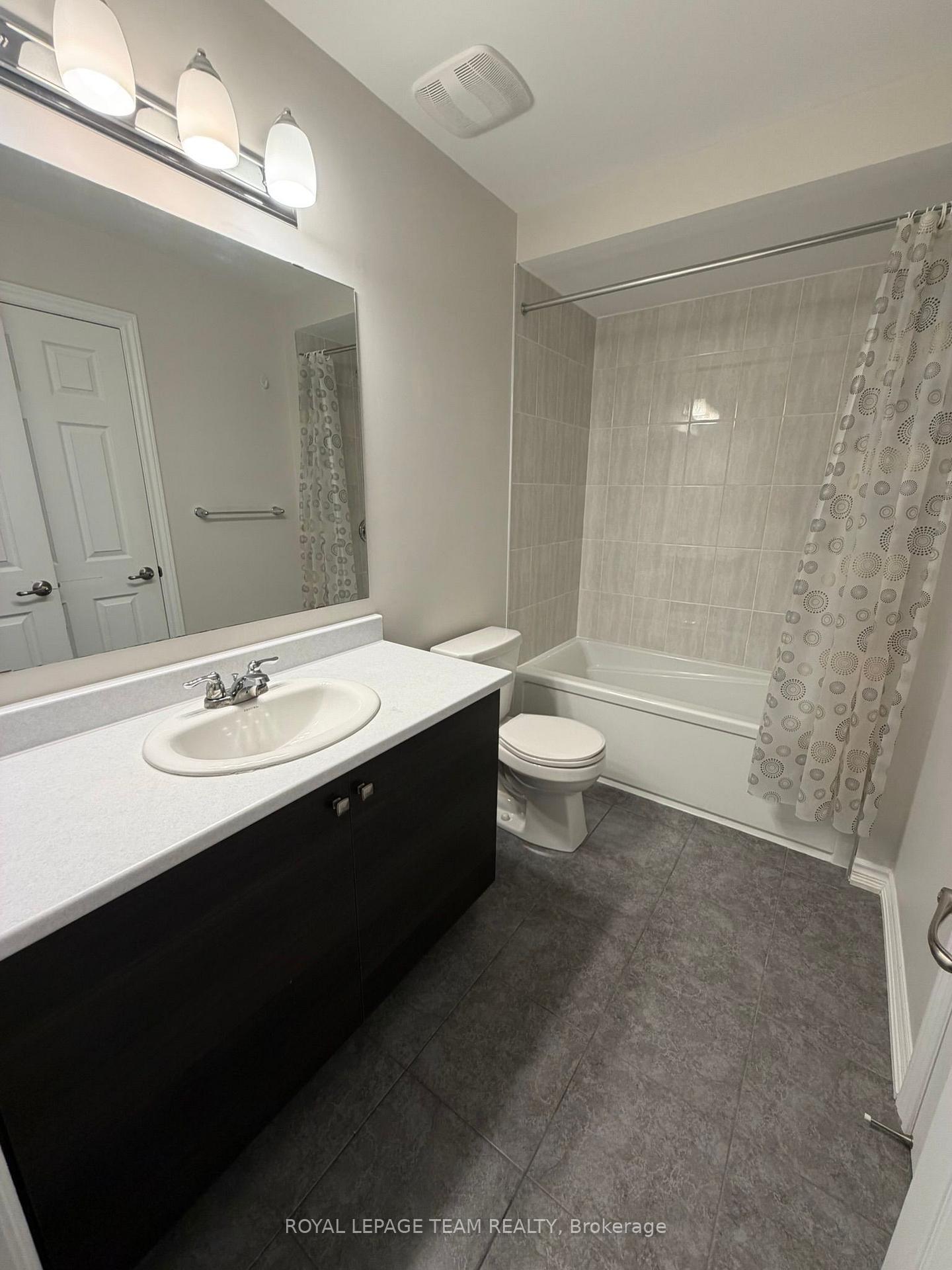 Photo 7 of 205 Zenith Private, Ottawa, Barrhaven - Half Moon Bay — HOMEH