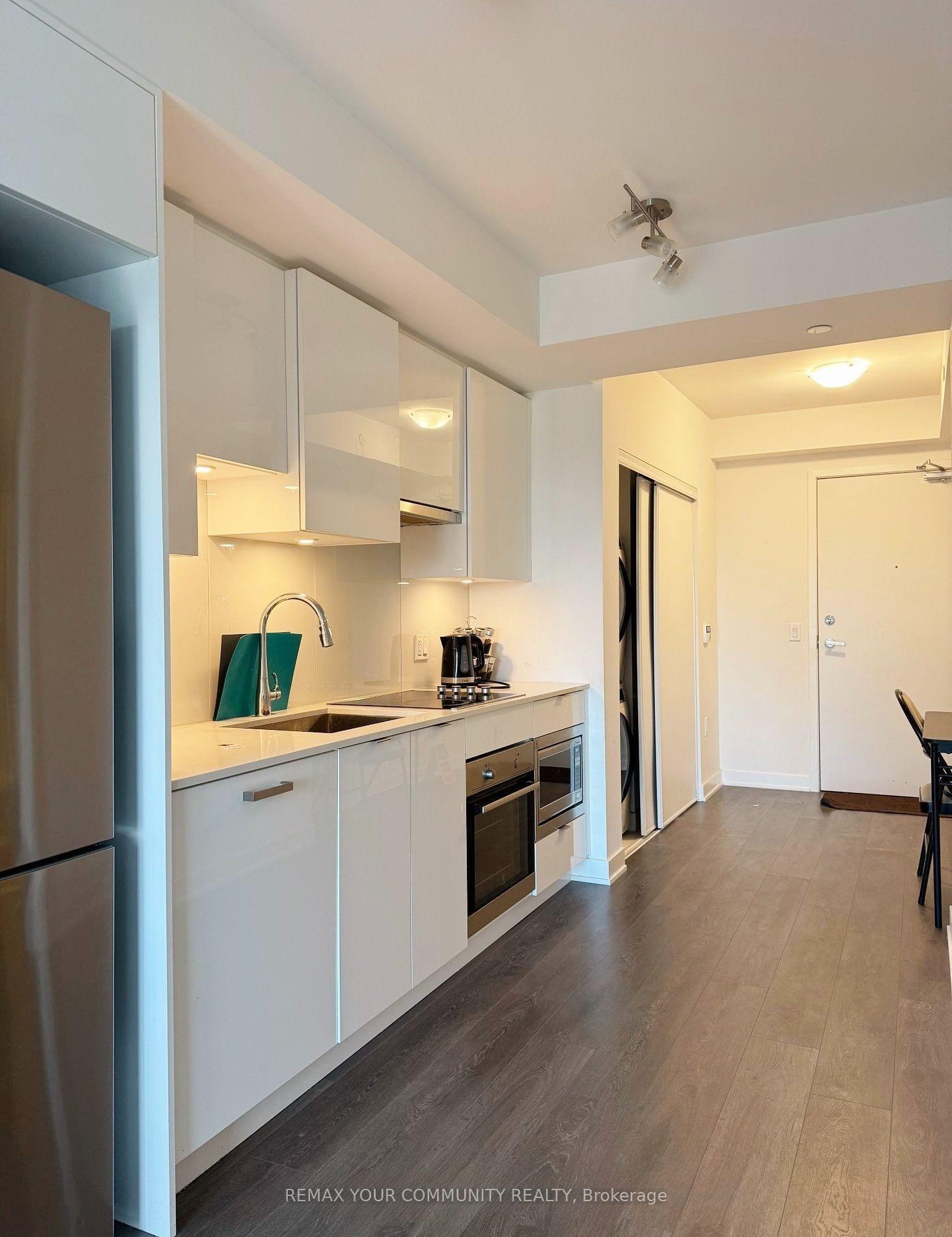 Photo 6 of Unit 3407, 195 Redpath Avenue, Toronto, Mount Pleasant West — HOMEH