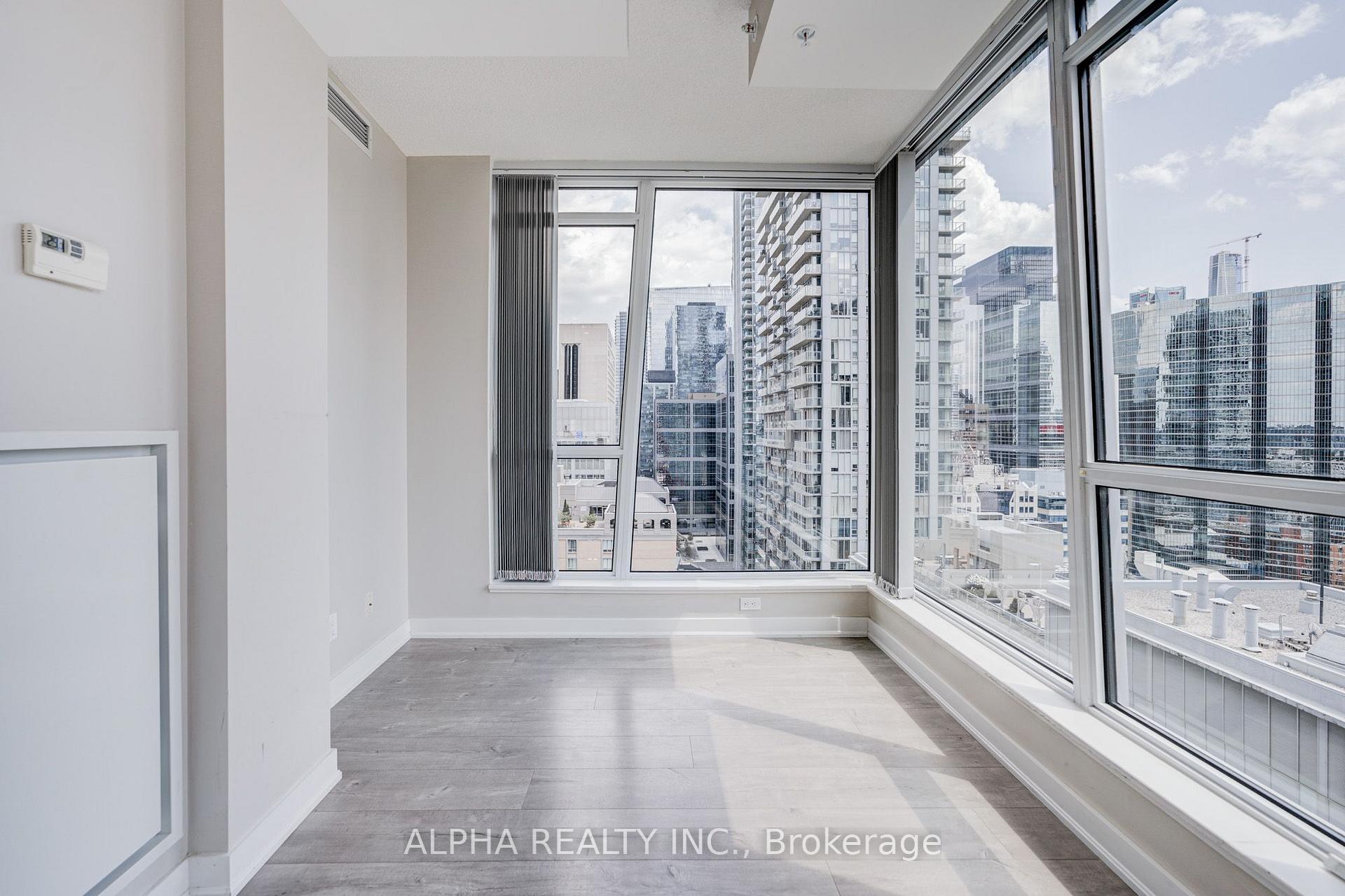 Photo 16 of Unit 2004, 30 Nelson Street, Toronto, Waterfront Communities — HOMEH