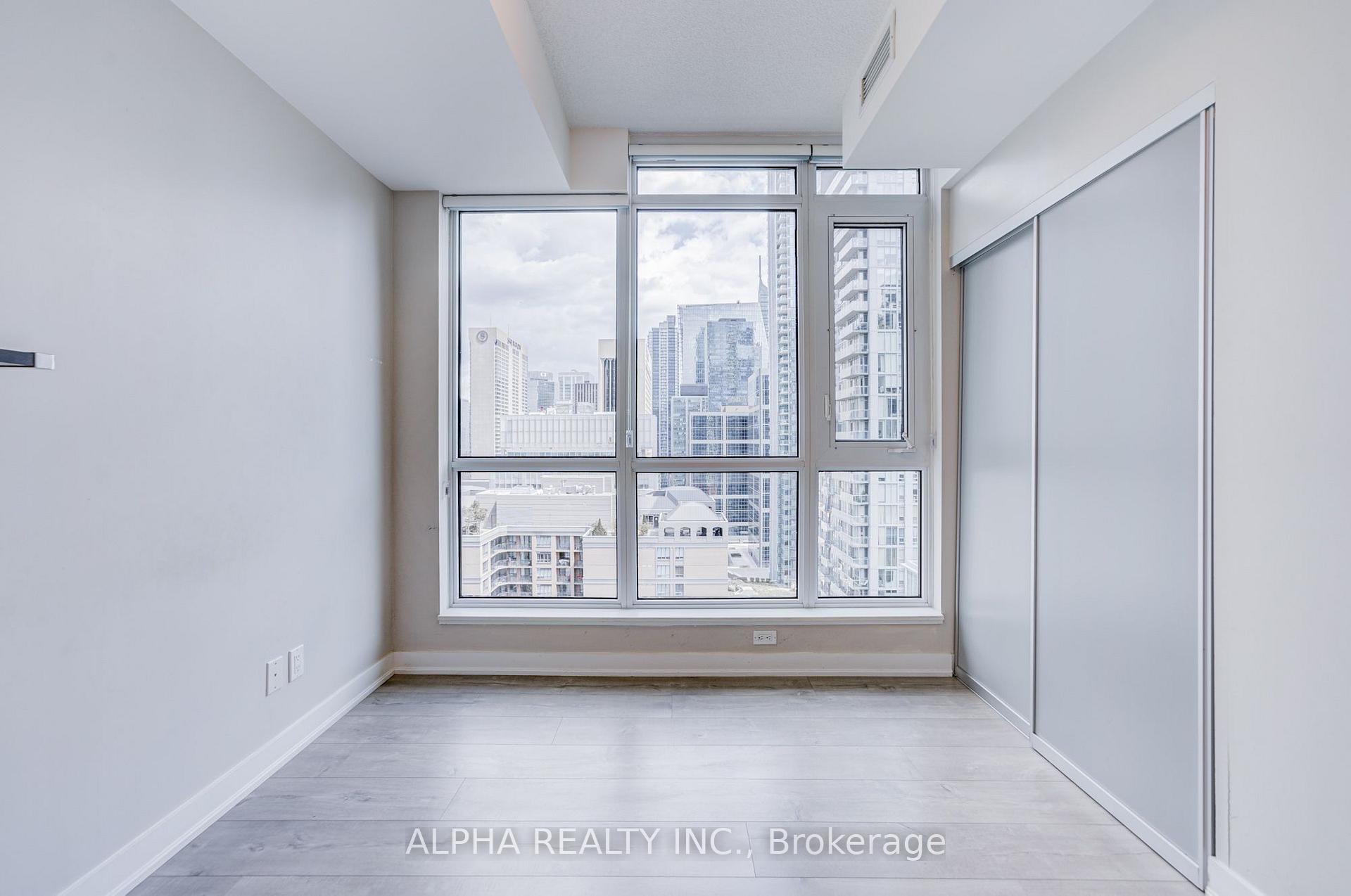 Photo 21 of Unit 2004, 30 Nelson Street, Toronto, Waterfront Communities — HOMEH
