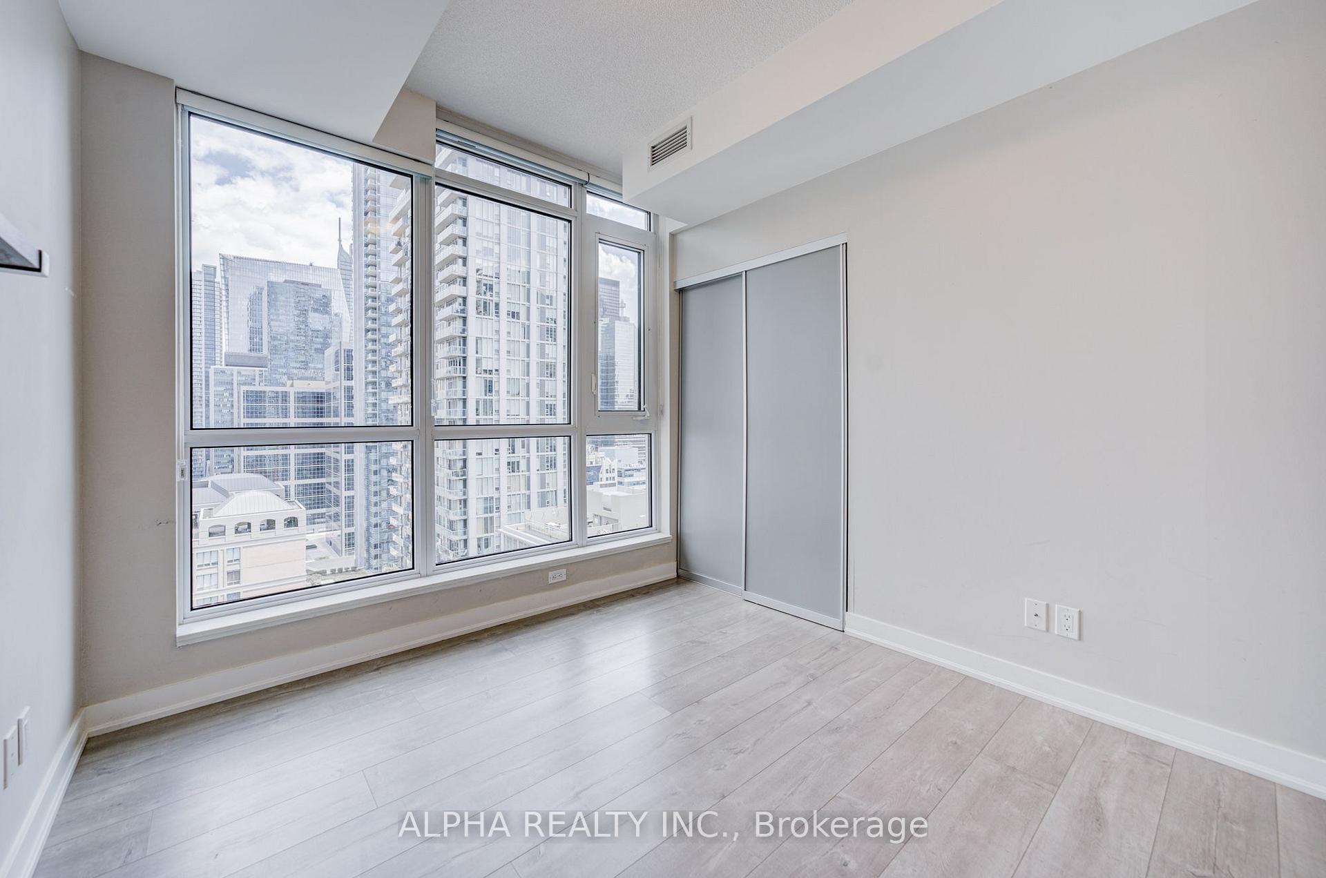 Photo 22 of Unit 2004, 30 Nelson Street, Toronto, Waterfront Communities — HOMEH