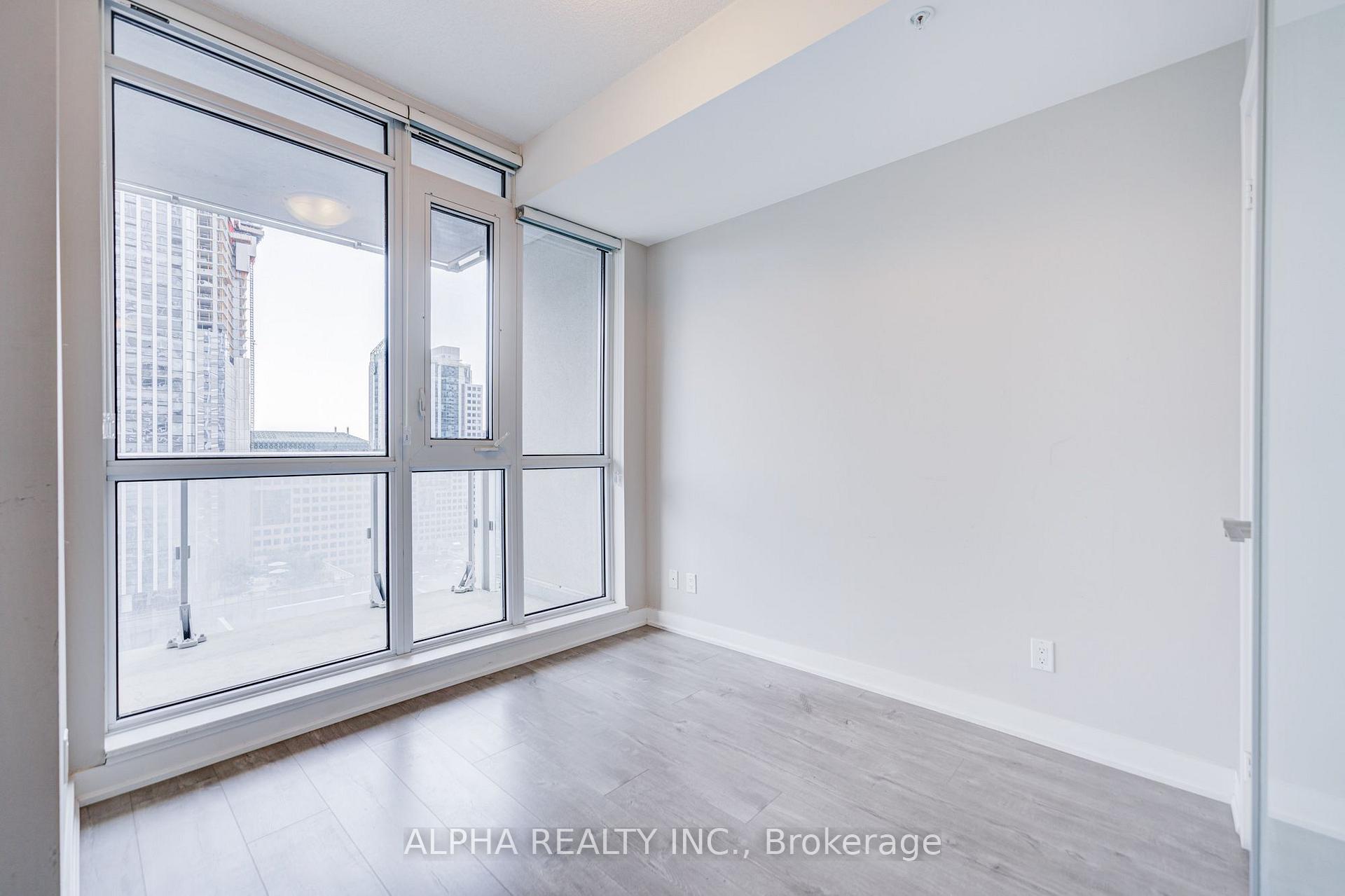 Photo 26 of Unit 2004, 30 Nelson Street, Toronto, Waterfront Communities — HOMEH