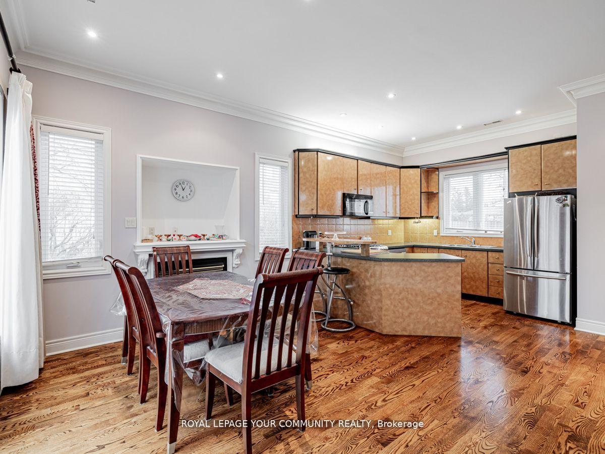 Photo 15 of 9 Robson Place E, North York, Newtonbrook West — HOMEH