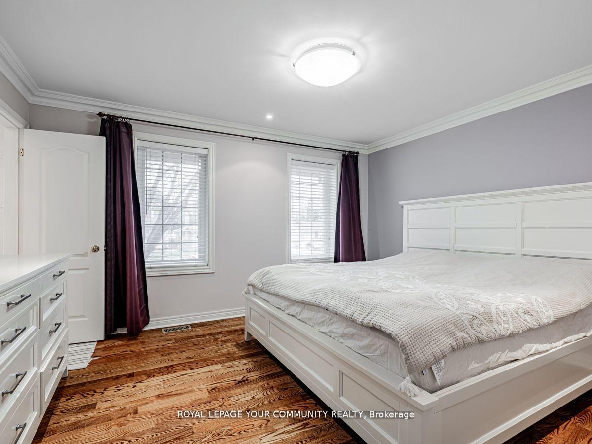 Photo 22 of 9 Robson Place E, North York, Newtonbrook West — HOMEH