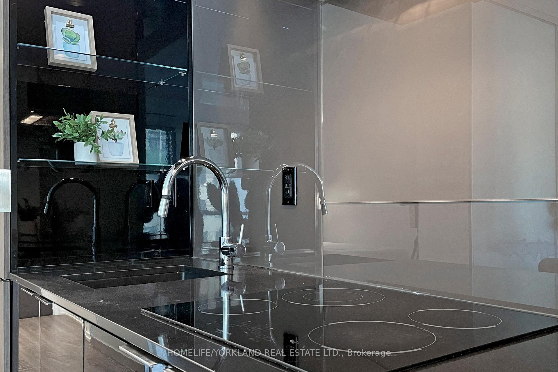 Photo 9 of Unit 1901, 70 Temperance Street, Toronto, Bay Street Corridor — HOMEH
