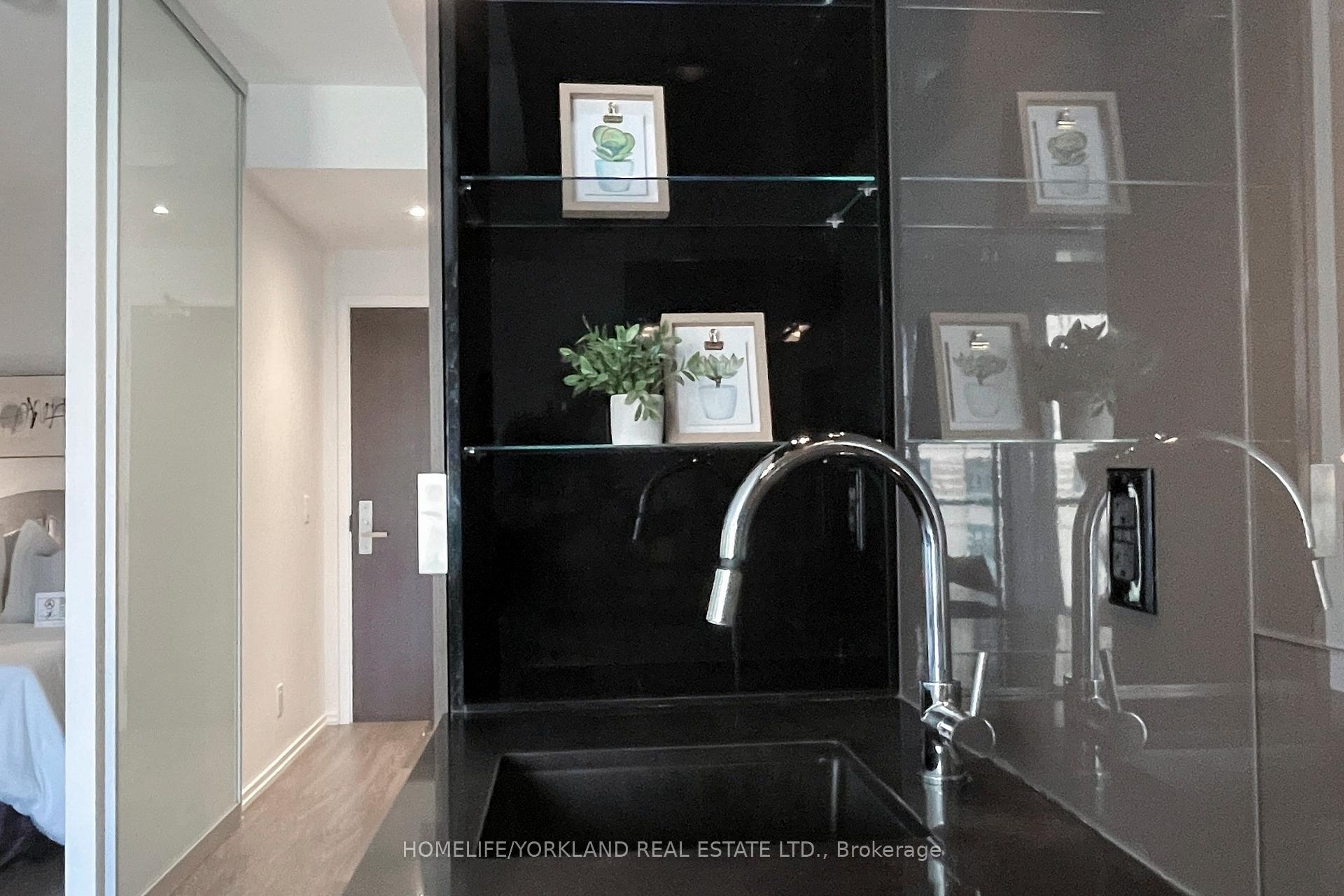 Photo 10 of Unit 1901, 70 Temperance Street, Toronto, Bay Street Corridor — HOMEH