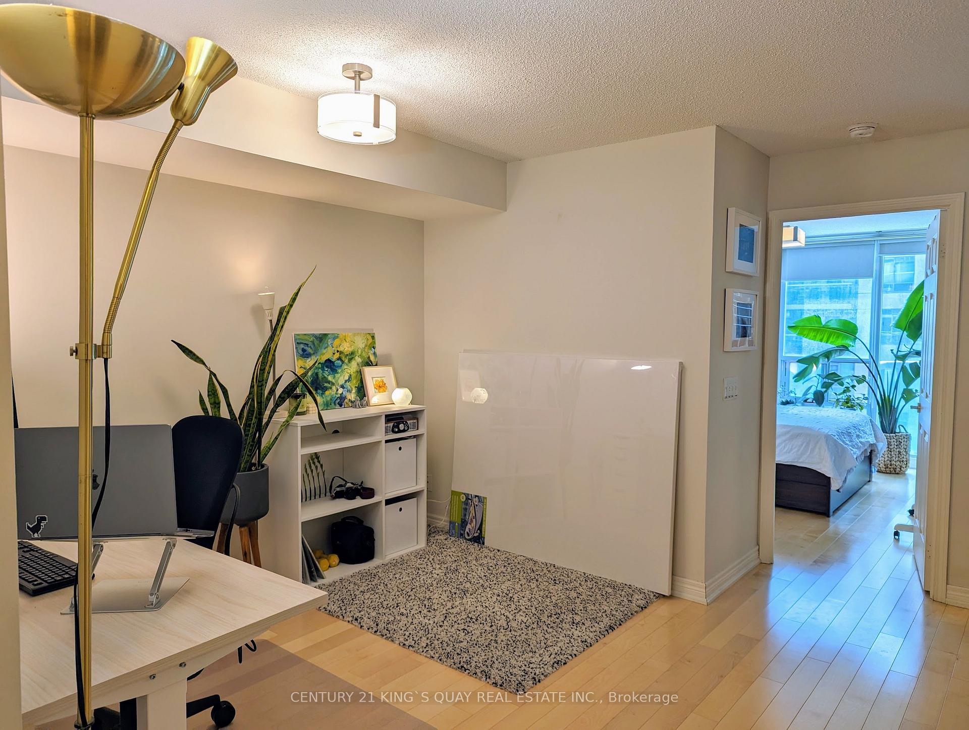 Photo 5 of Unit 1715, 30 Grand Trunk Crescent, Toronto, Waterfront Communities — HOMEH