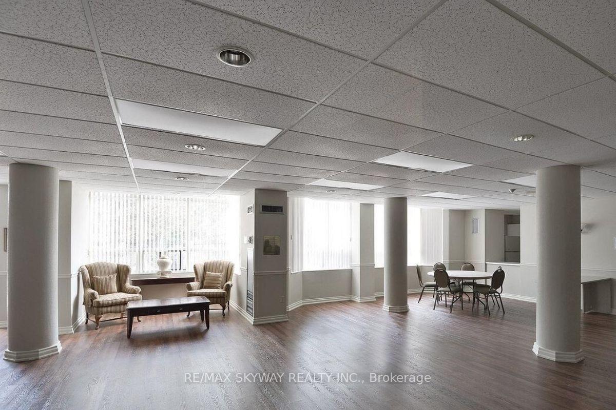 Photo 5 of Unit 905, 10 Malta Avenue, Brampton, Fletcher's Creek South — HOMEH